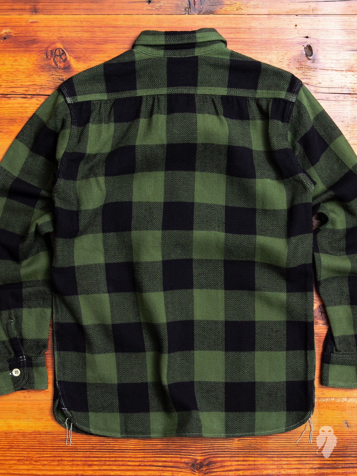 05-187 Herringbone Flannel Shirt in Green - Image 9