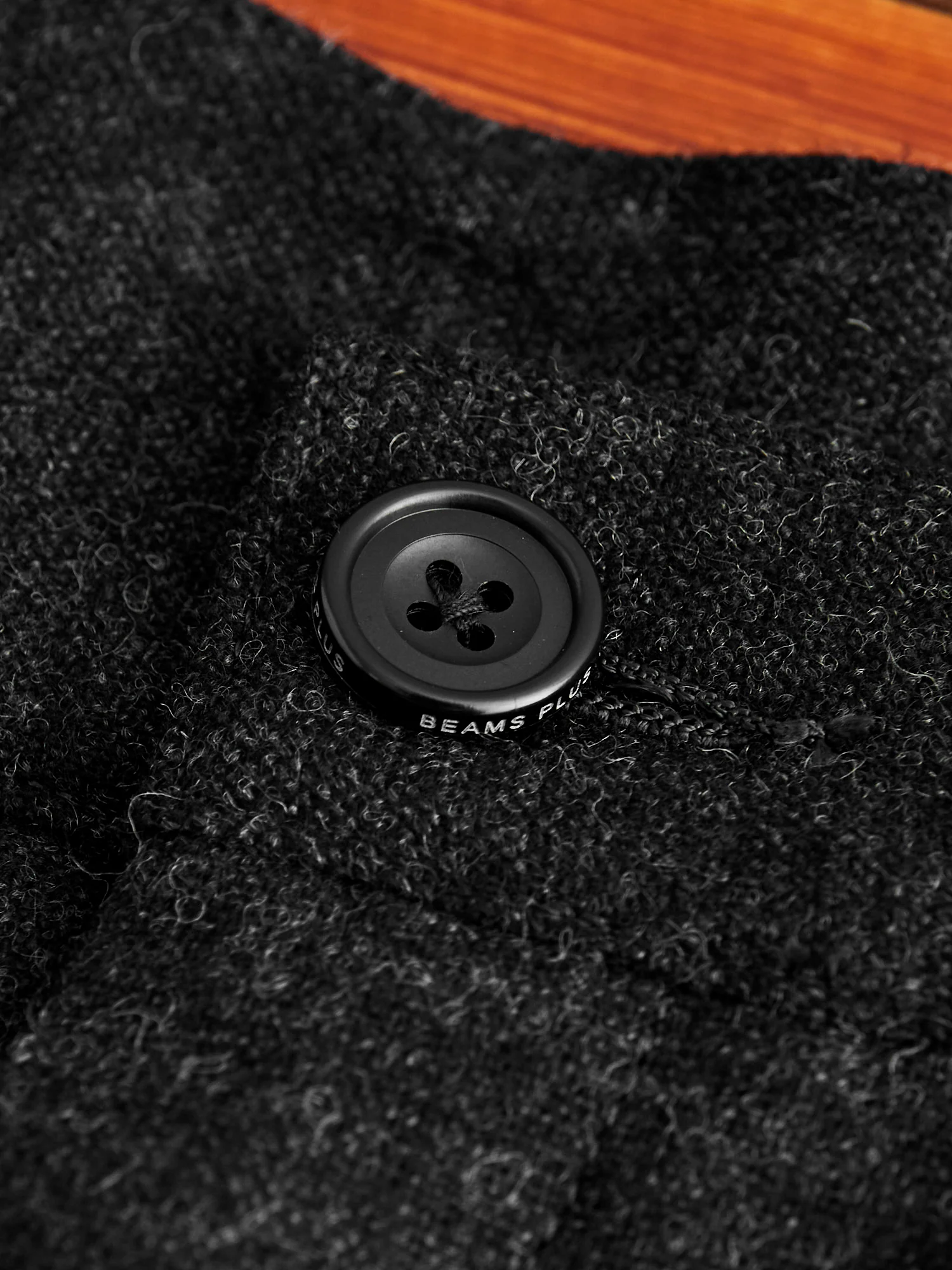1-Pleat Wool Cashmere Trouser in Charcoal - Image 5