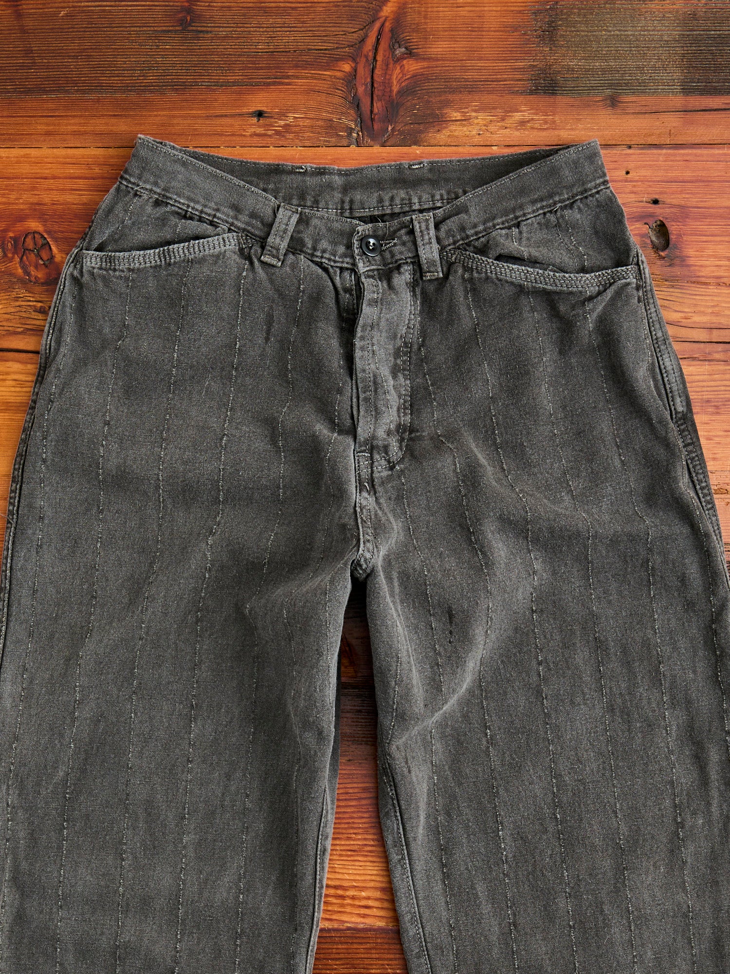 122 Herdwick Stripe Pleat Back Trousers in Mars Black - Image 3