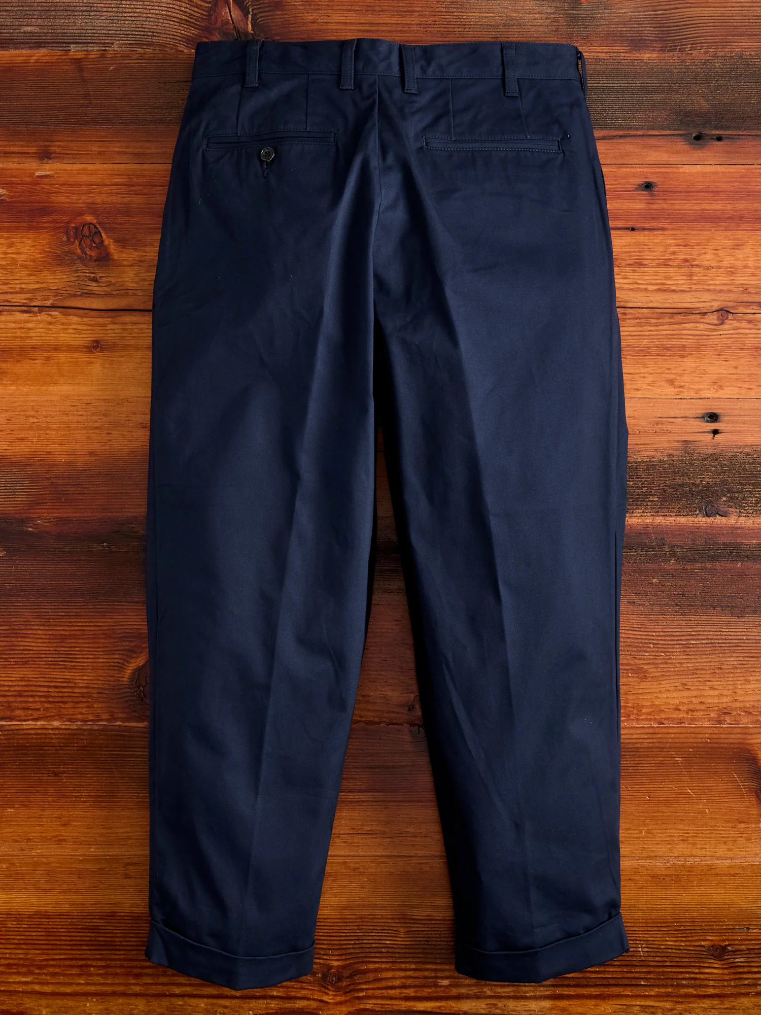 2-Pleat Twill Trousers in Navy - Image 3
