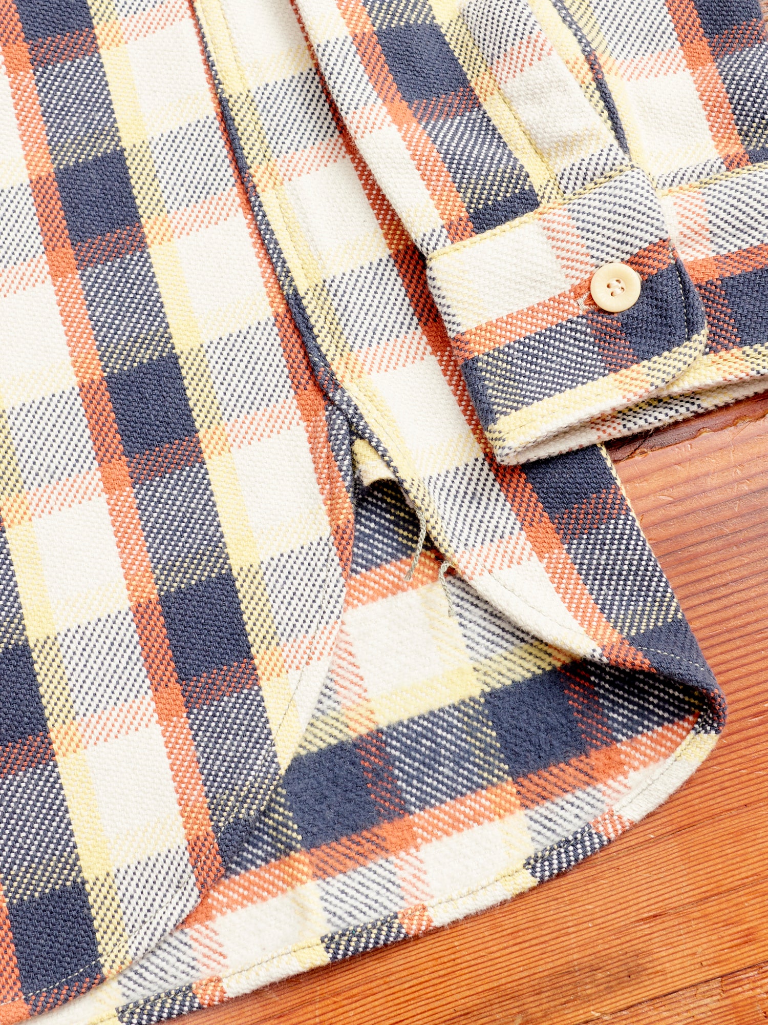 3104 Plaid Check Flannel Shirt in Navy - Image 8