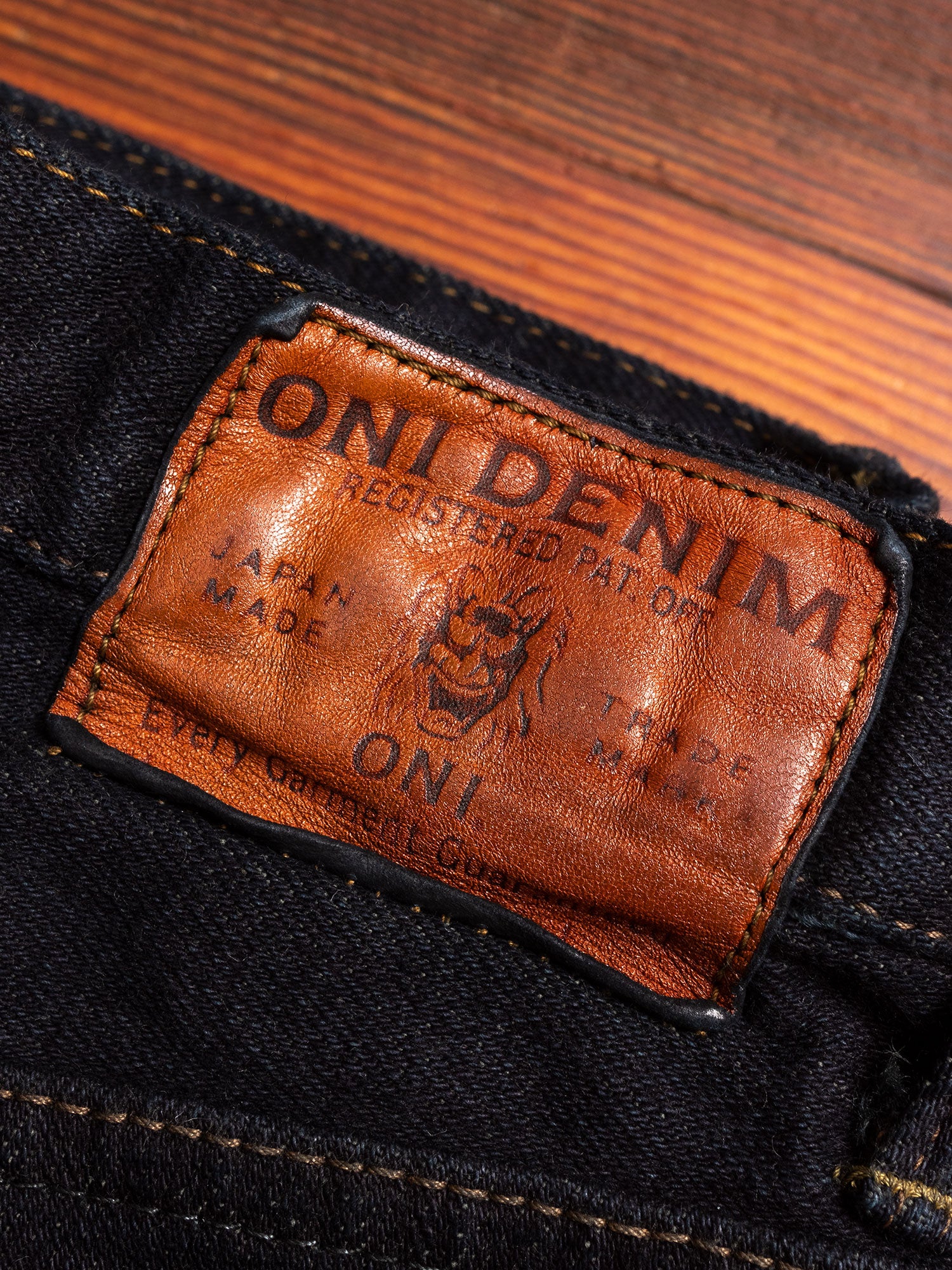 665S-DGY "Charcoal Overdye" 15oz Stretch Selvedge Denim - Relaxed Tapered Fit - Image 3