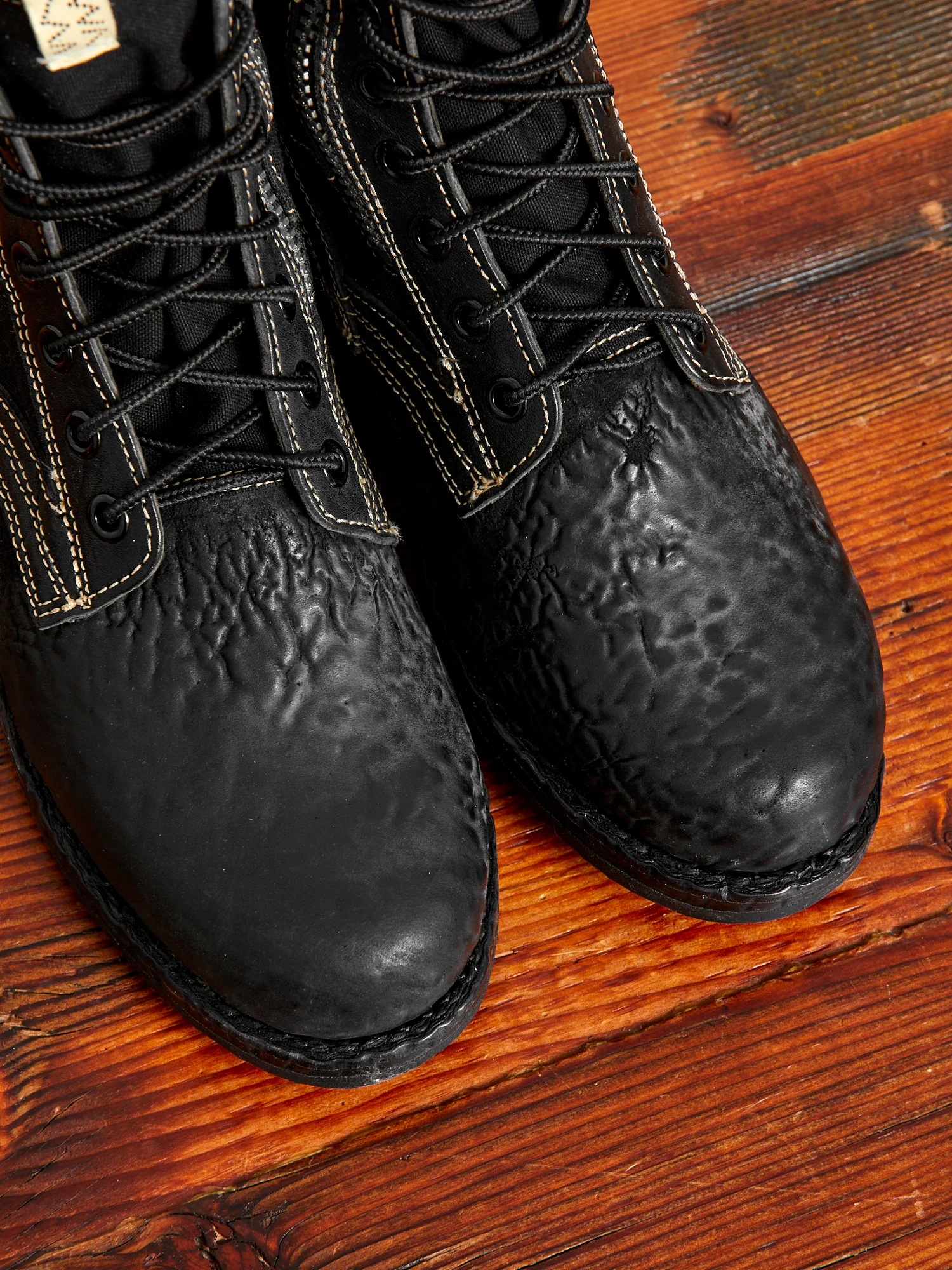 7 Hole '73-Folk Boots in Black Horsehide - Image 4