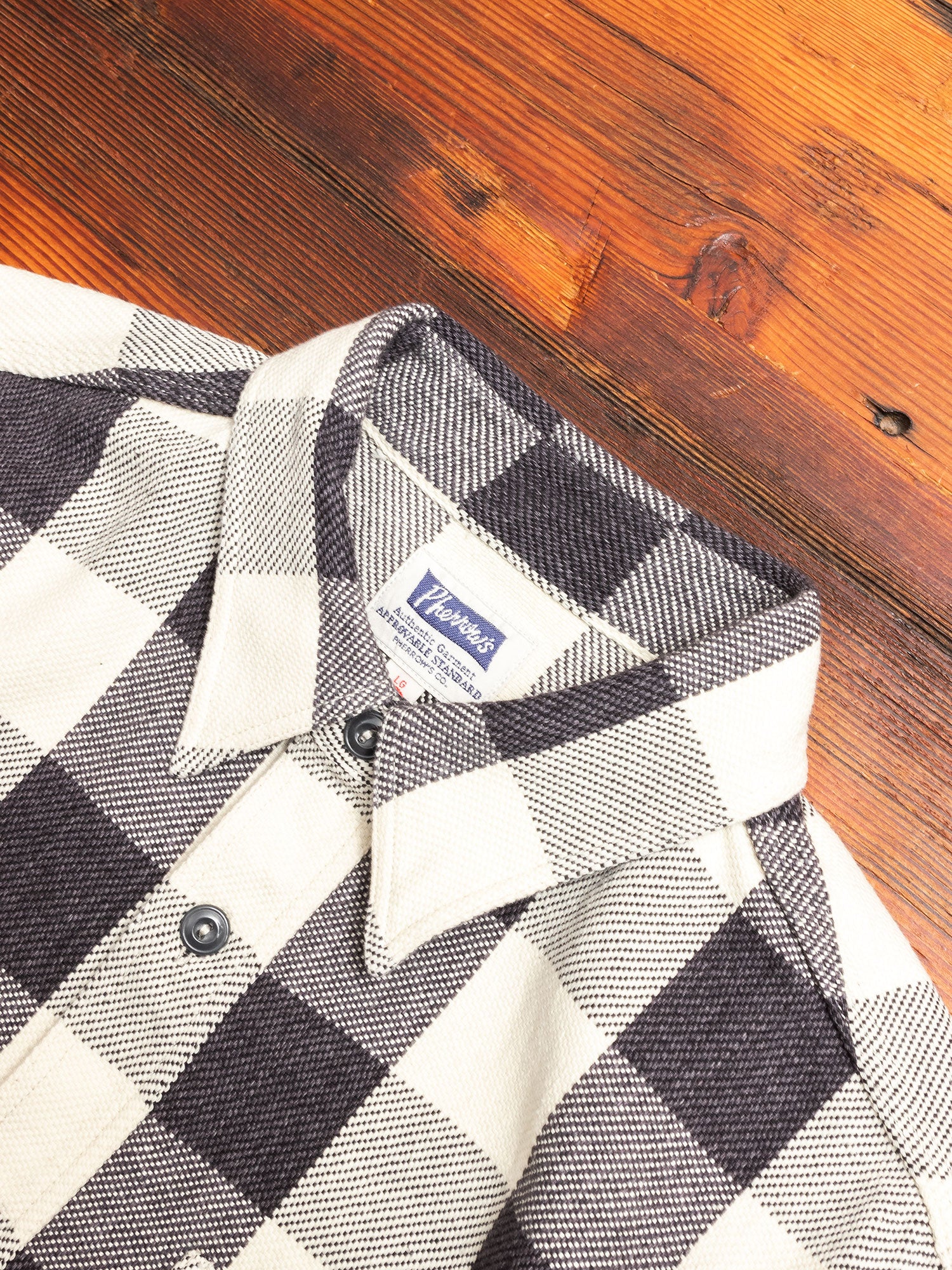 720WS Heavy Flannel Shirt in White - Image 2