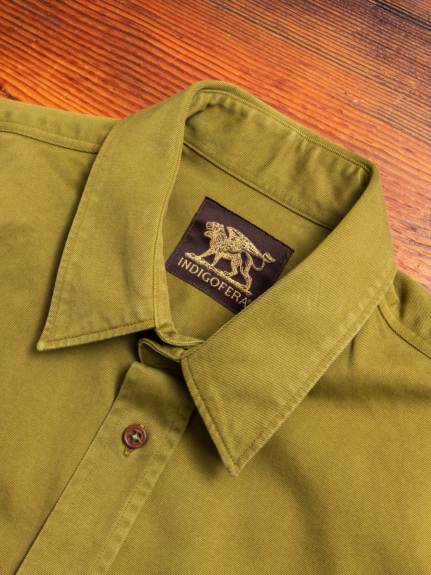 Alamo Shirt in Dark Olive - Image 2
