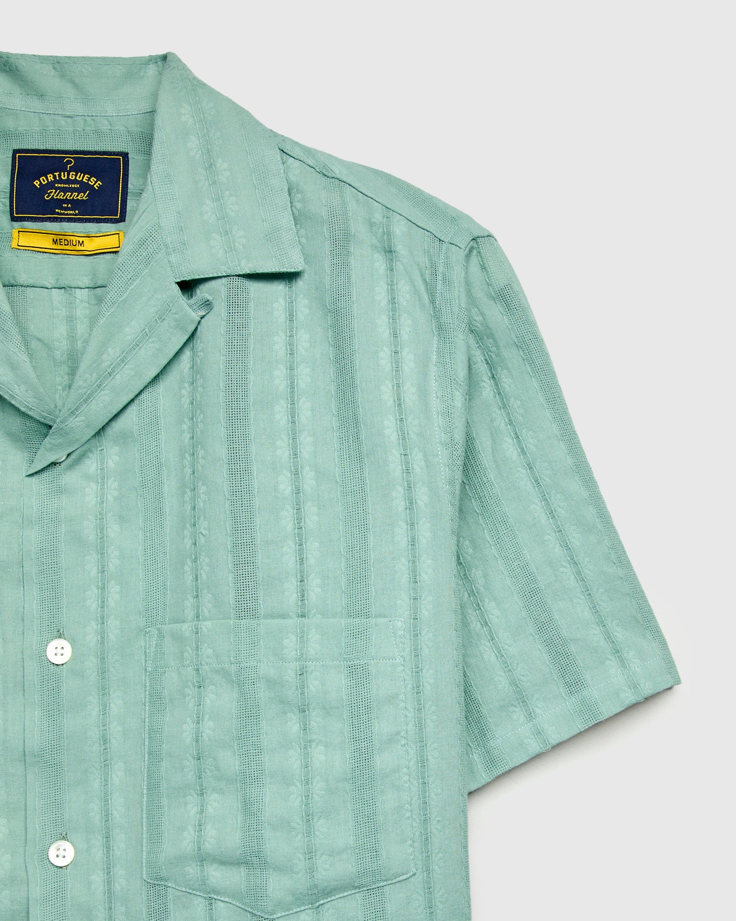 Almada Shirt in Green - Image 4