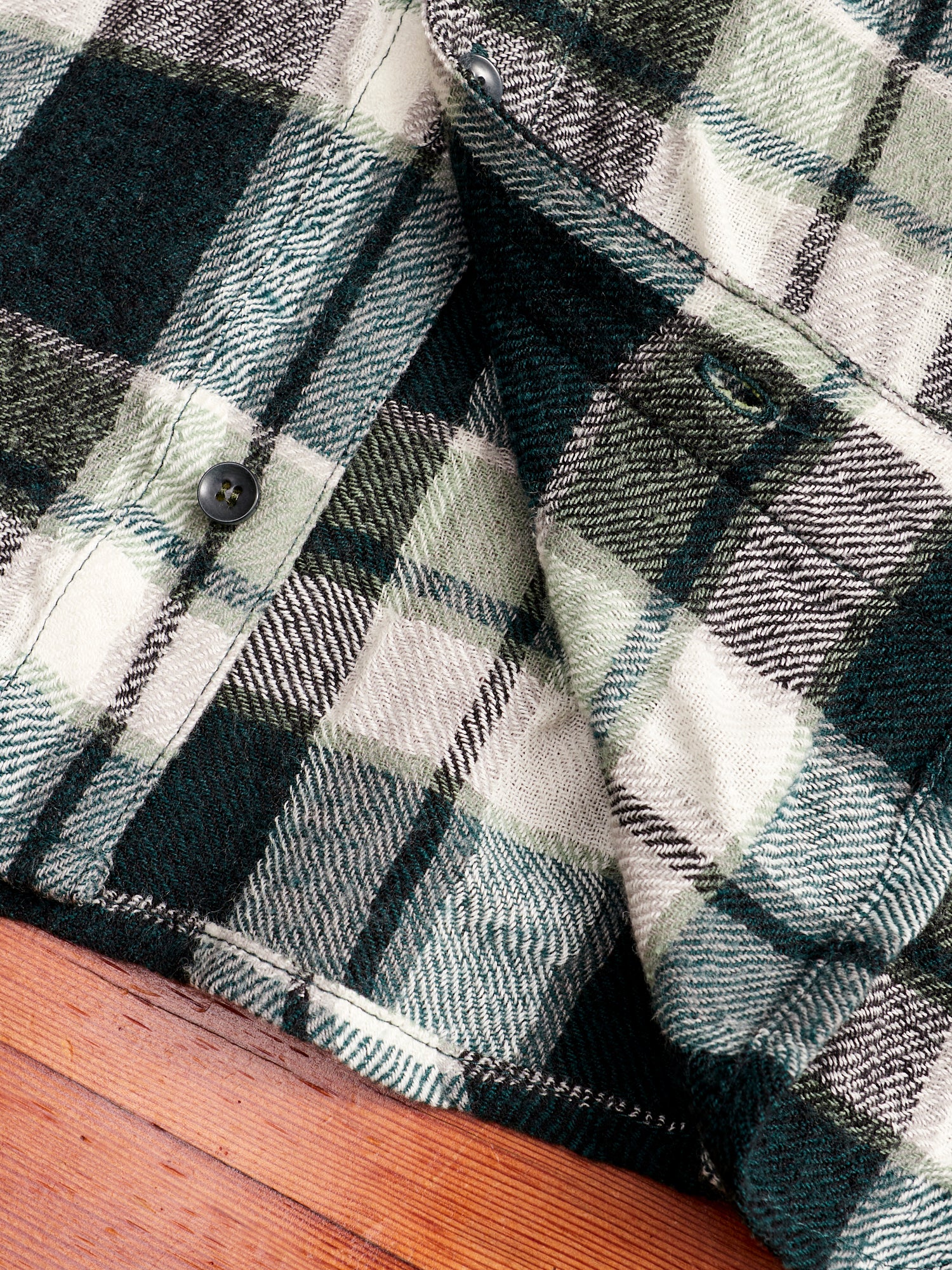 Avery Flannel Shirt in Vine - Image 6