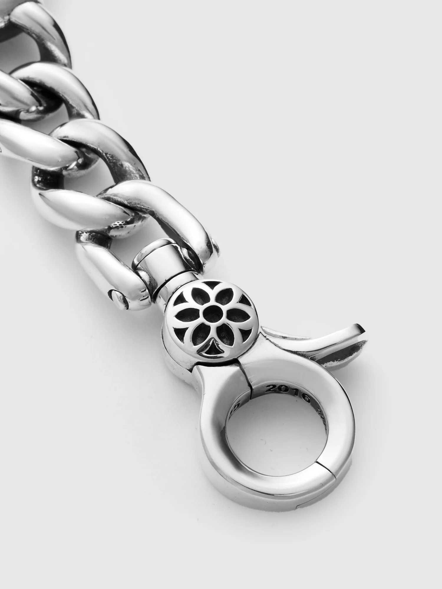 Big Eye Clip 16 Keychain in Sterling Silver - Image 3
