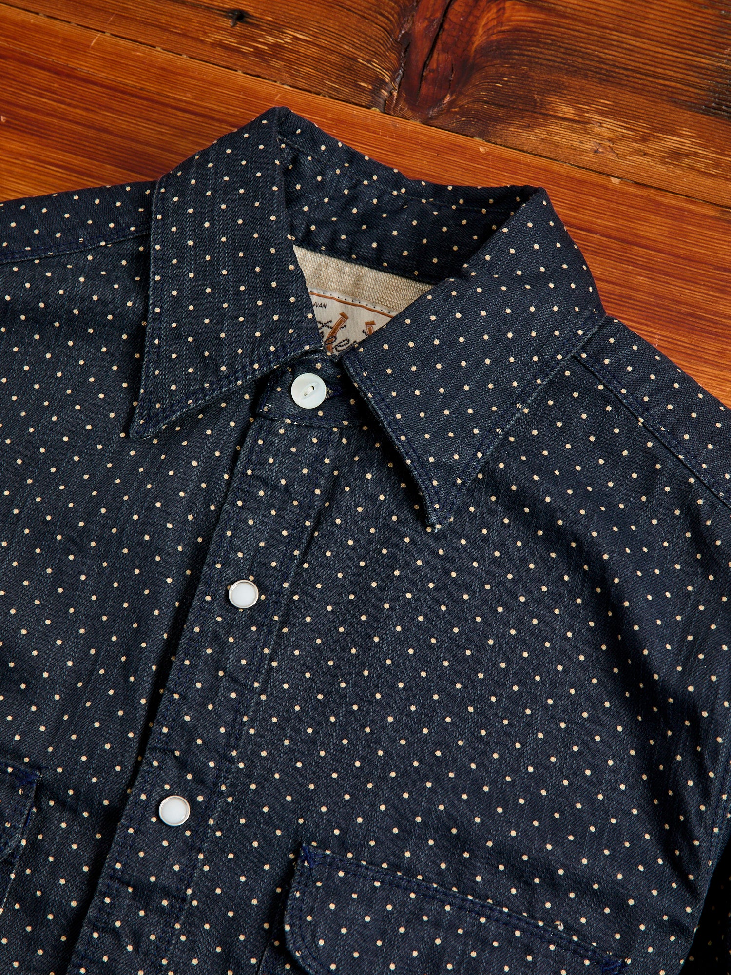 Bodie Shirt in Polkadot Denim - Image 4