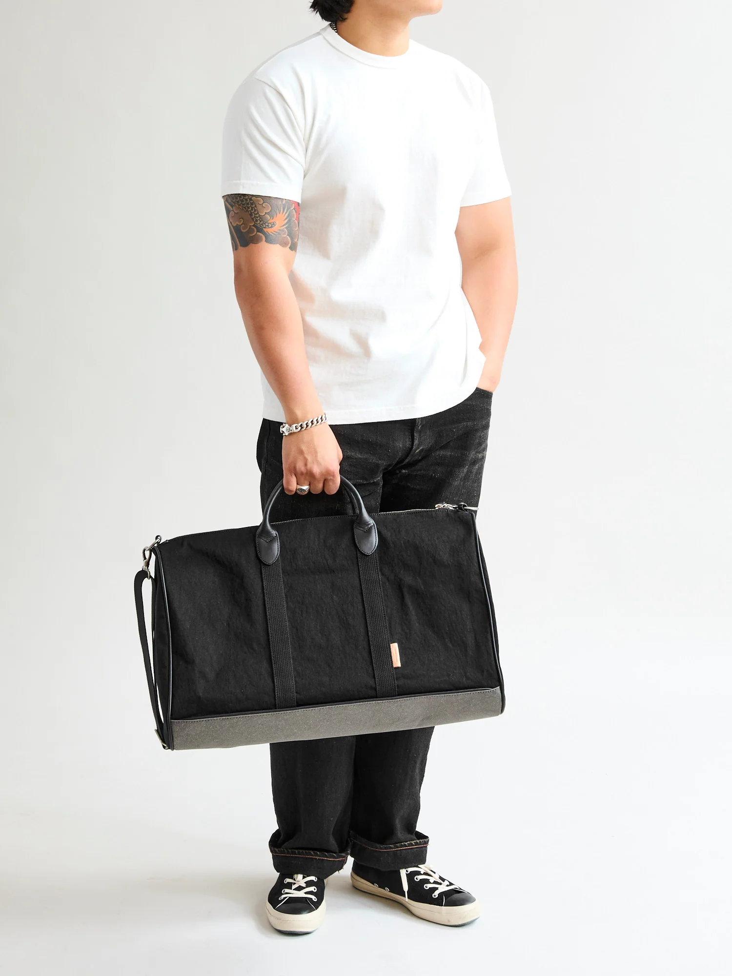 Boston Bag in Black - Image 11