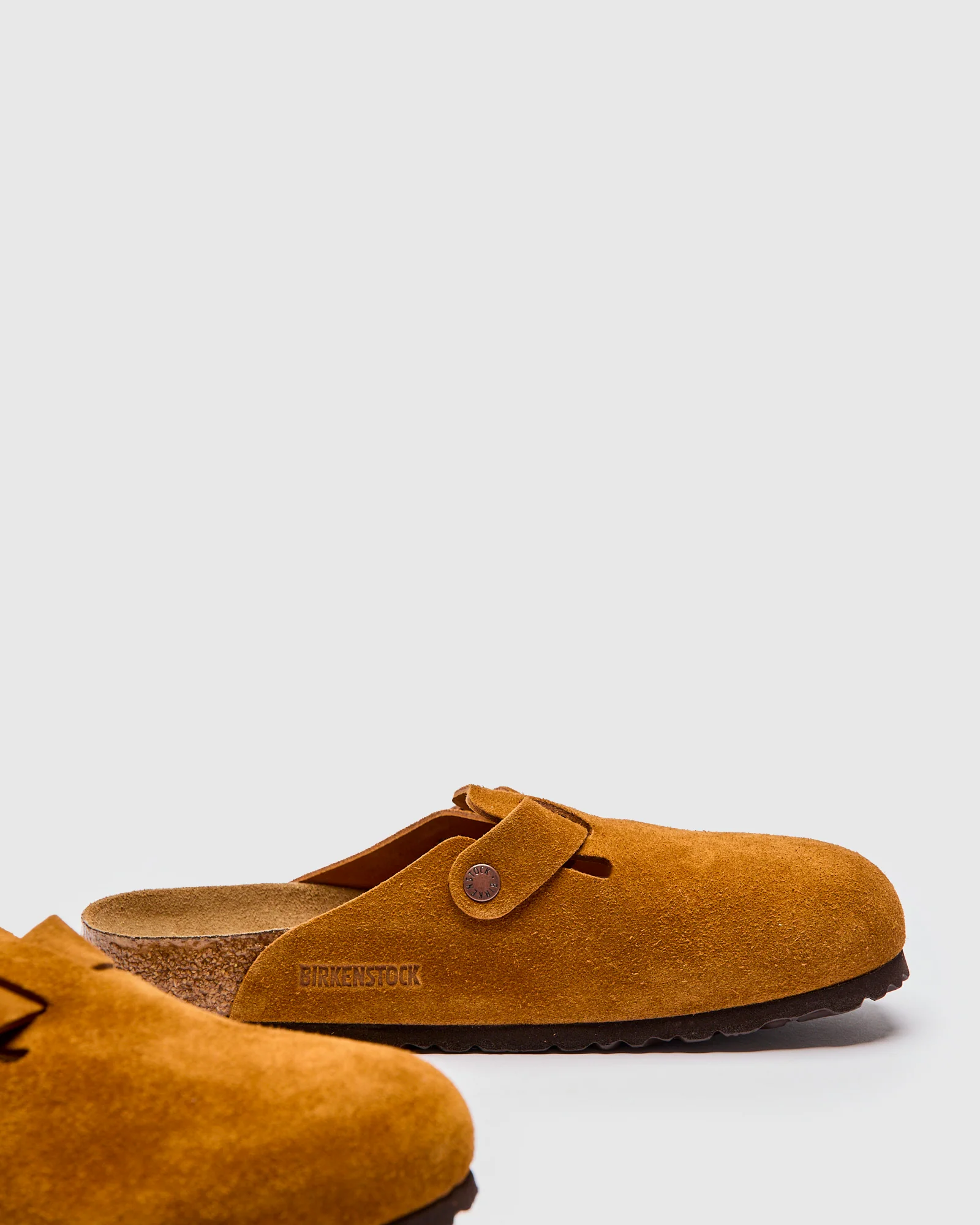 Boston Clog in Suede Mink SFB - Image 4