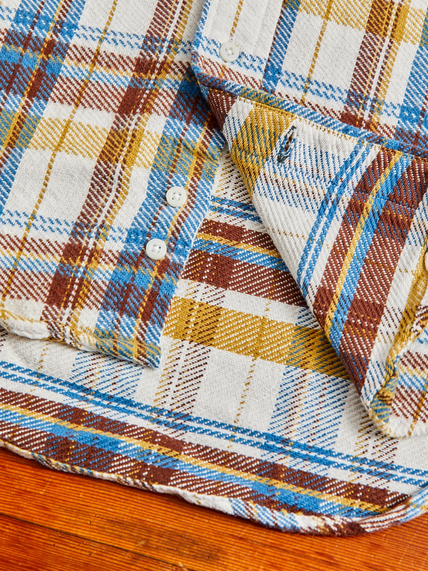 Brushed Triple-Yarn Flannel in White - Image 7