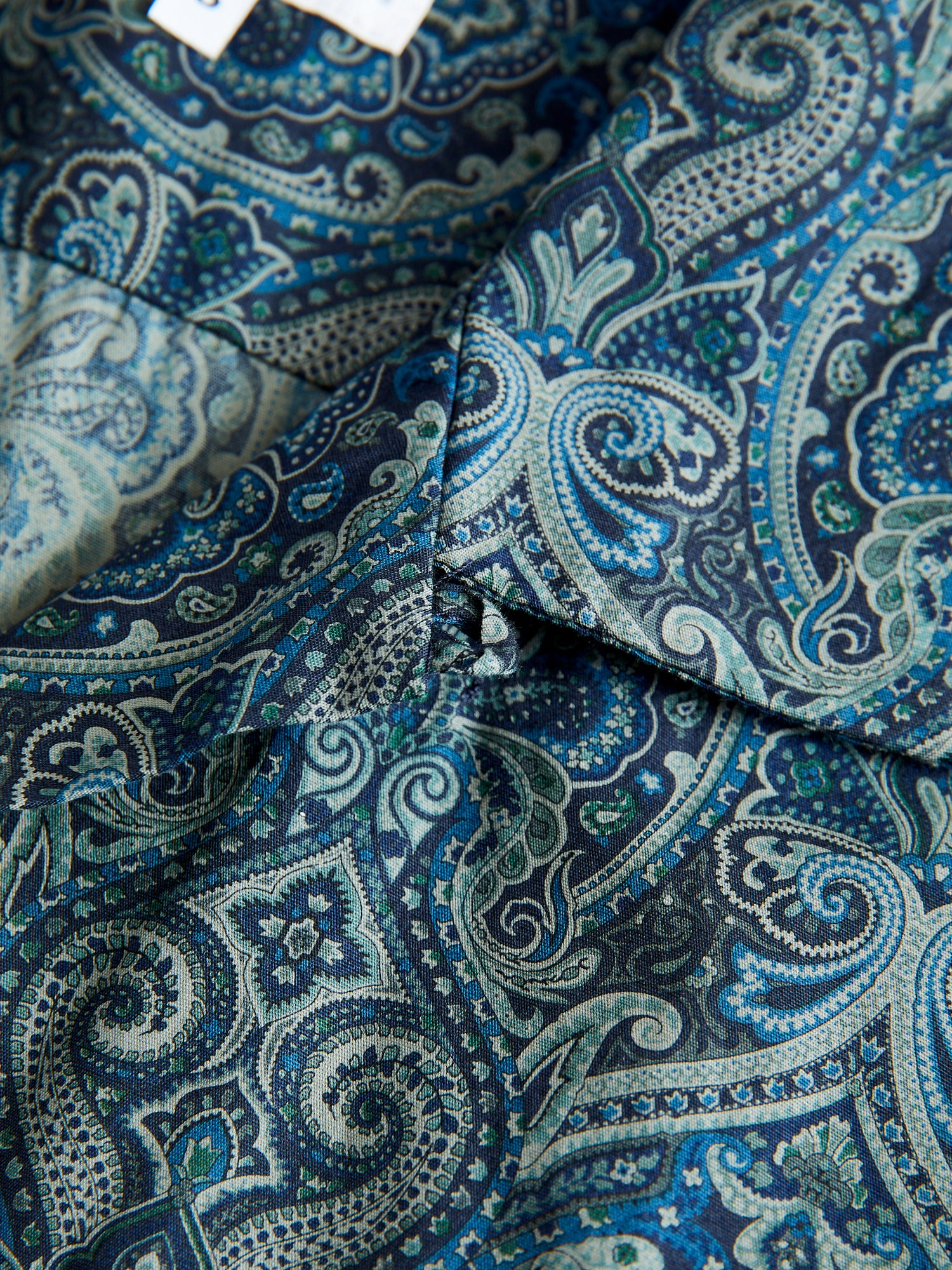 Classic Shirt in Navy Cotton Paisley Print - Image 4