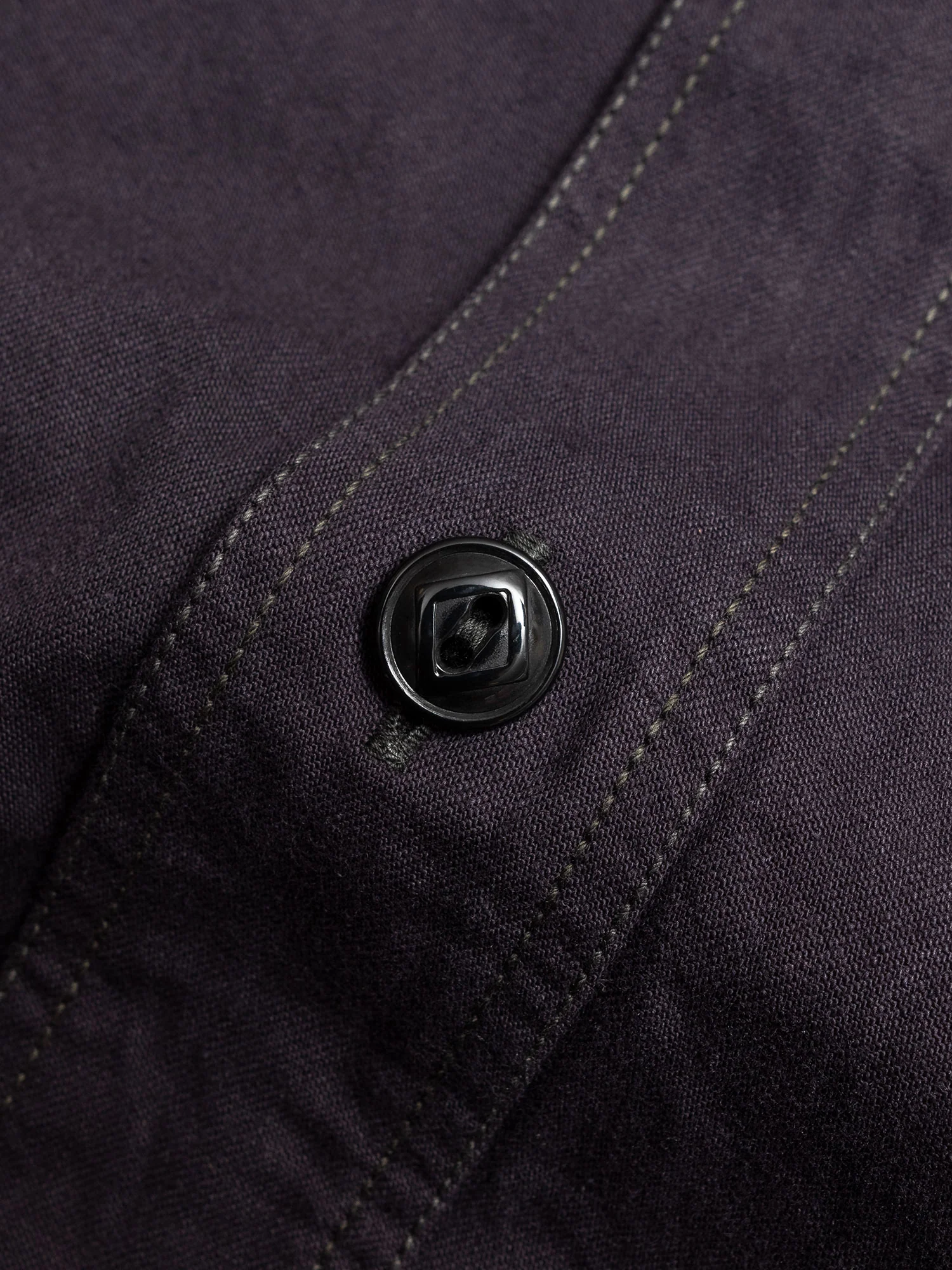 Classic Work Shirt in Black - Image 4
