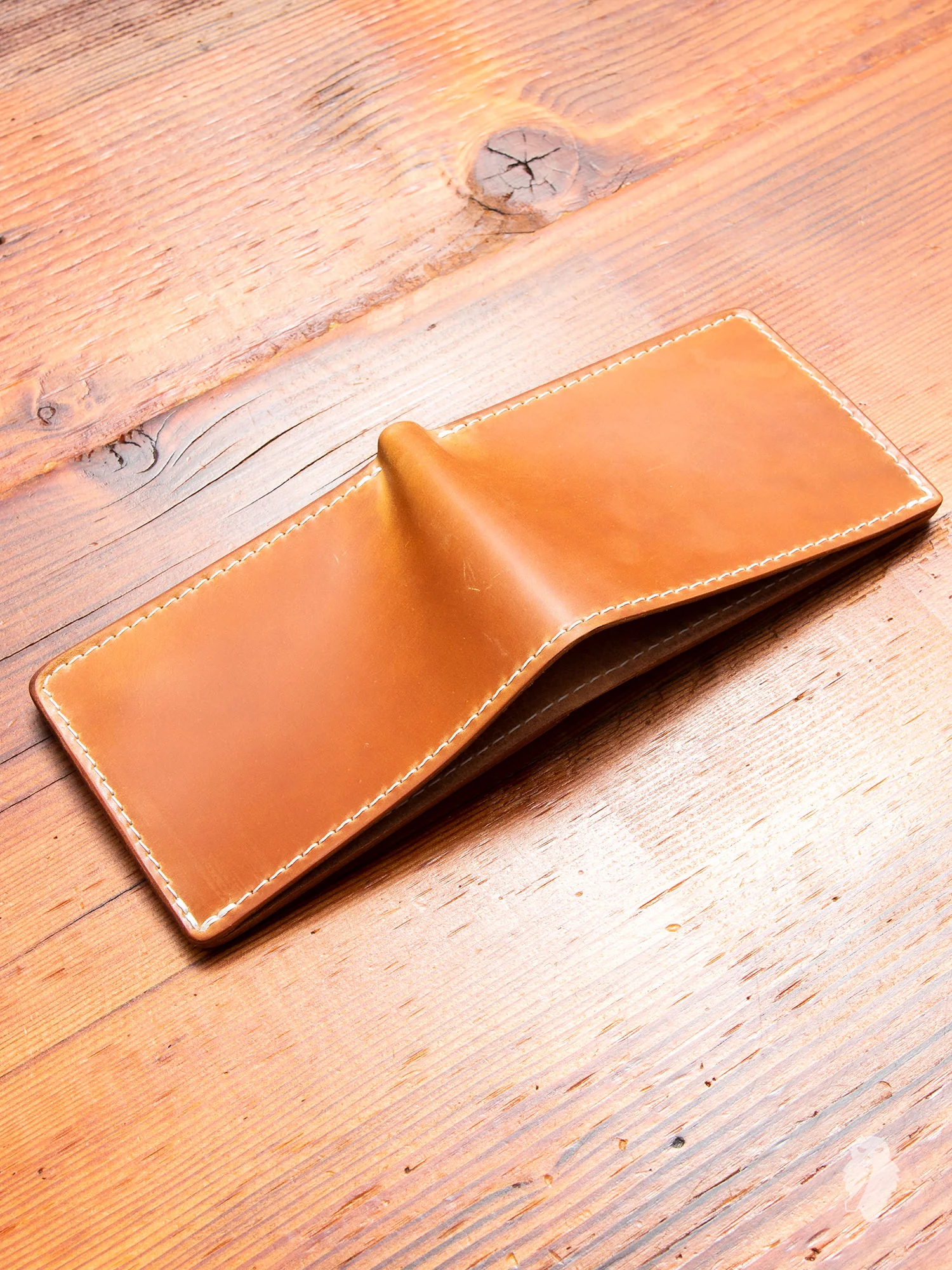 Cordovan Utility Bifold Wallet in Natural - Image 3