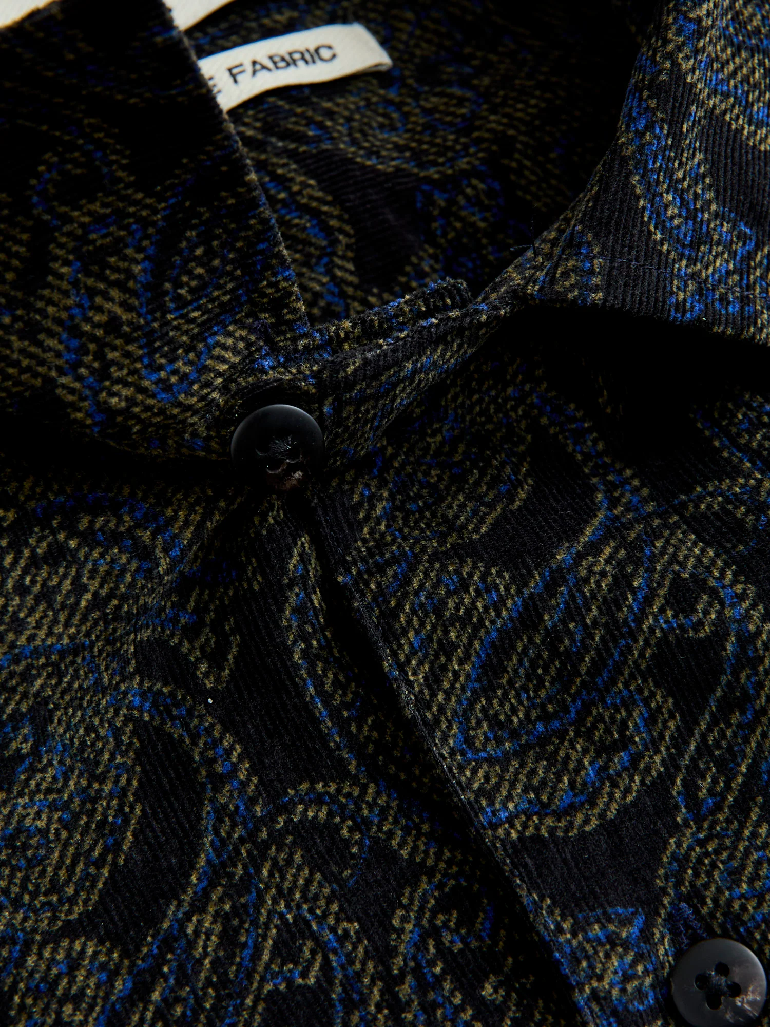 Crammond Shirt in Ink Paisley - Image 7