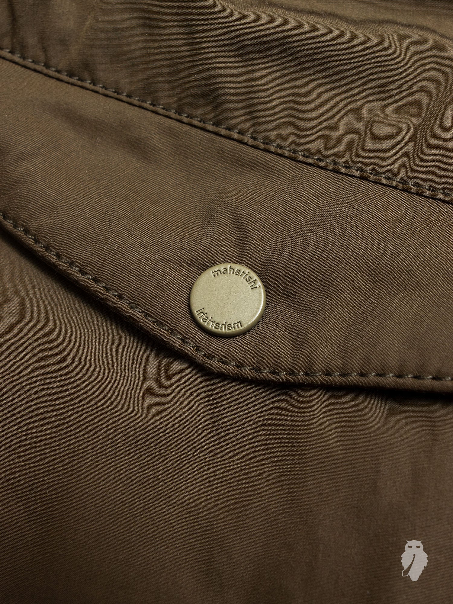 Crane Woven Trackpants in Maha Olive - Image 12