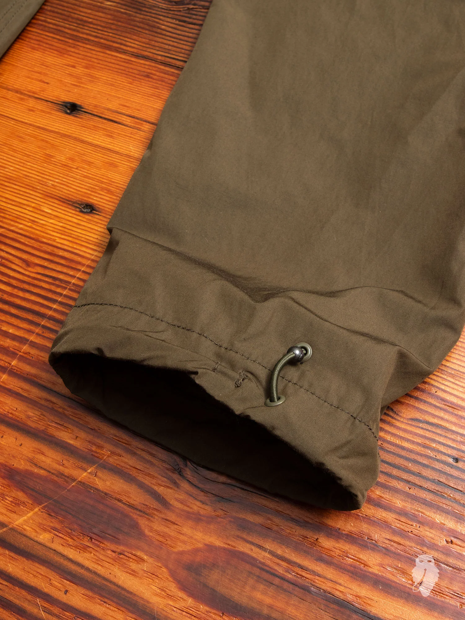 Crane Woven Trackpants in Maha Olive - Image 8