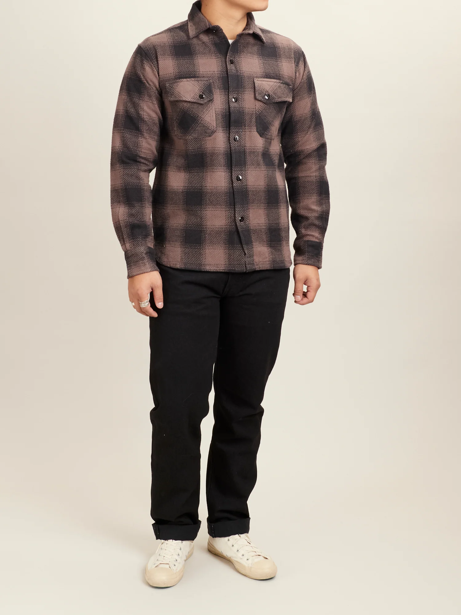 Crosscut Flannel in Charcoal Twill Plaid - Image 9