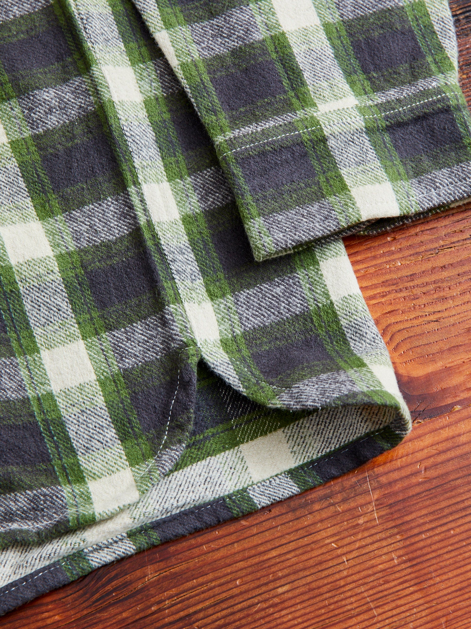 Crosscut Flannel in Emerald Shaggy Check - Image 8