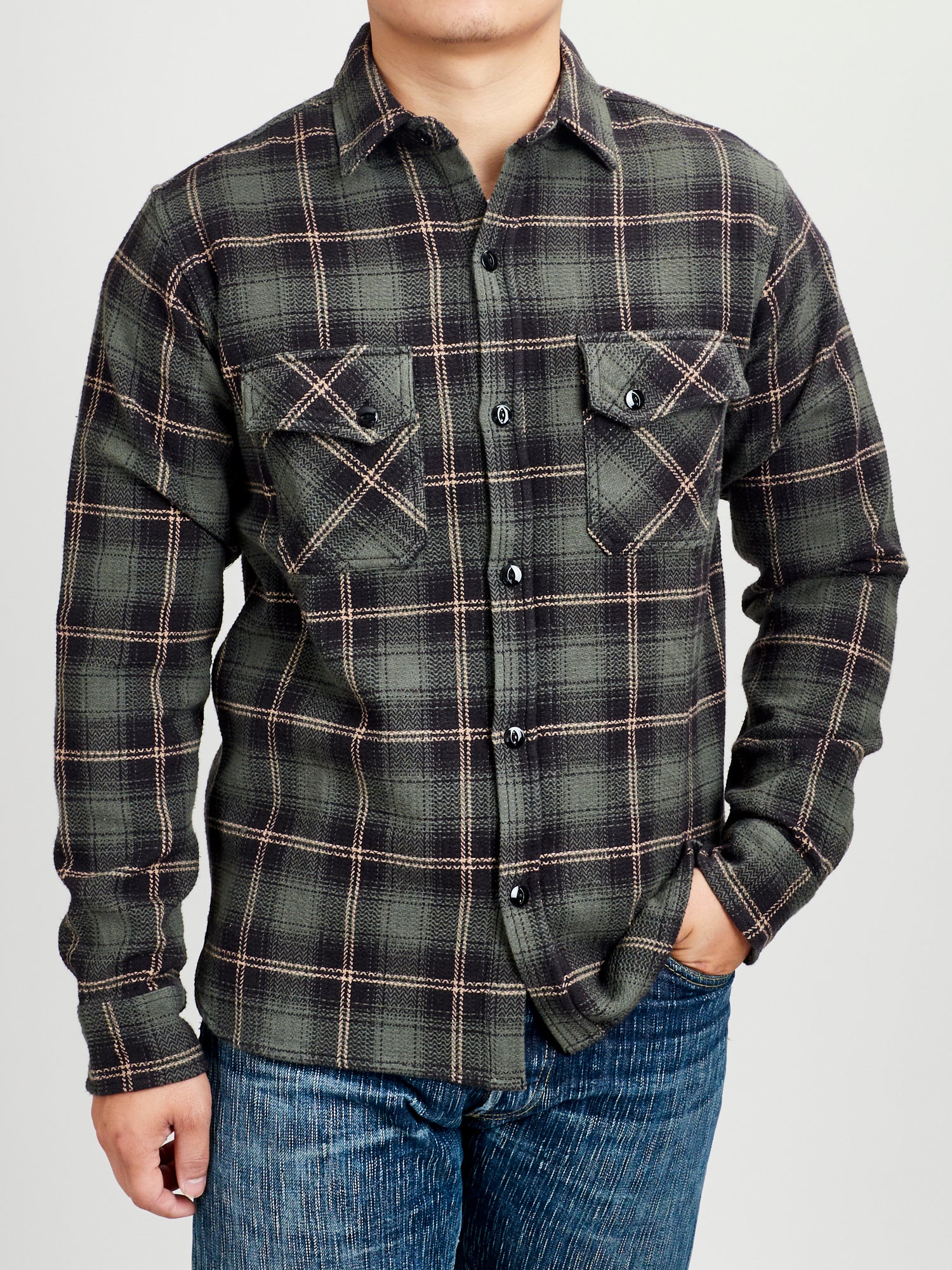 Crosscut Flannel in Pine Plaid - Image 2