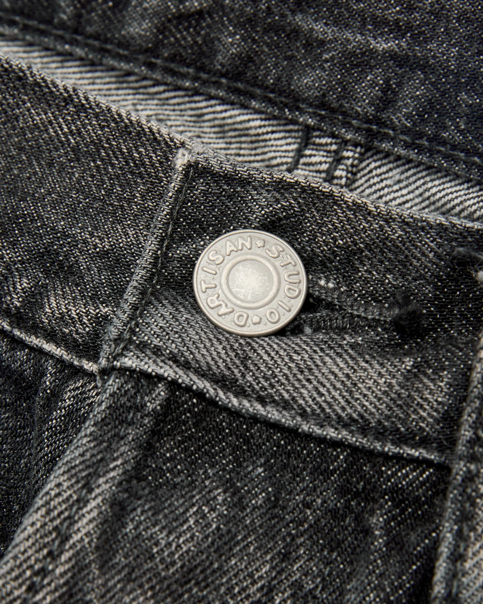 D1826 "Black Ivy Wash" 13oz Selvedge Denim - Relaxed Tapered Fit - Image 5