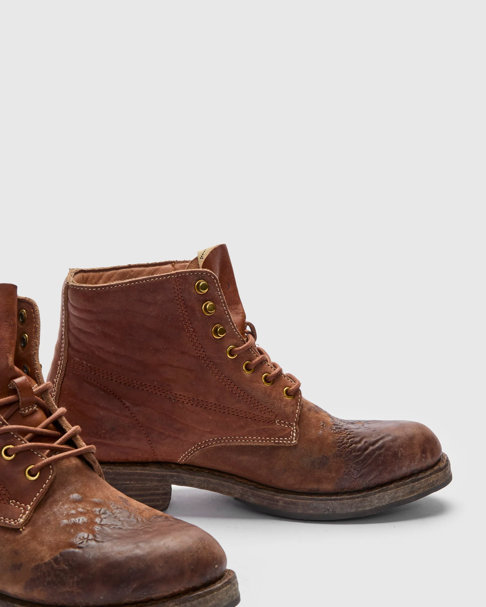 Damaged Virgil Boots-Folk in Brown Horsehide - Image 4