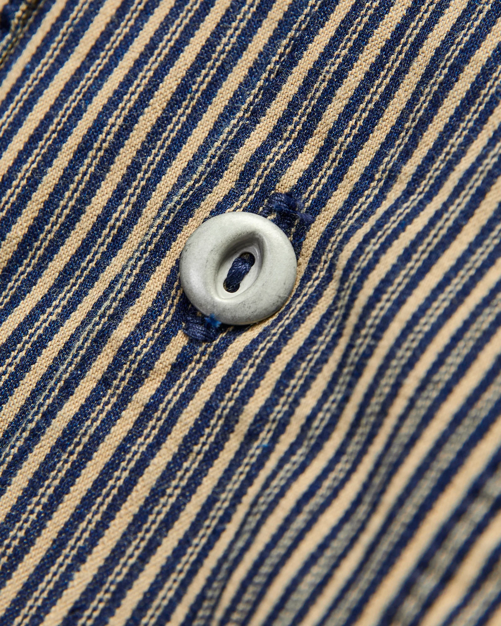 Dayton Short Sleeve Workshirt in Beige Stripe - Image 5