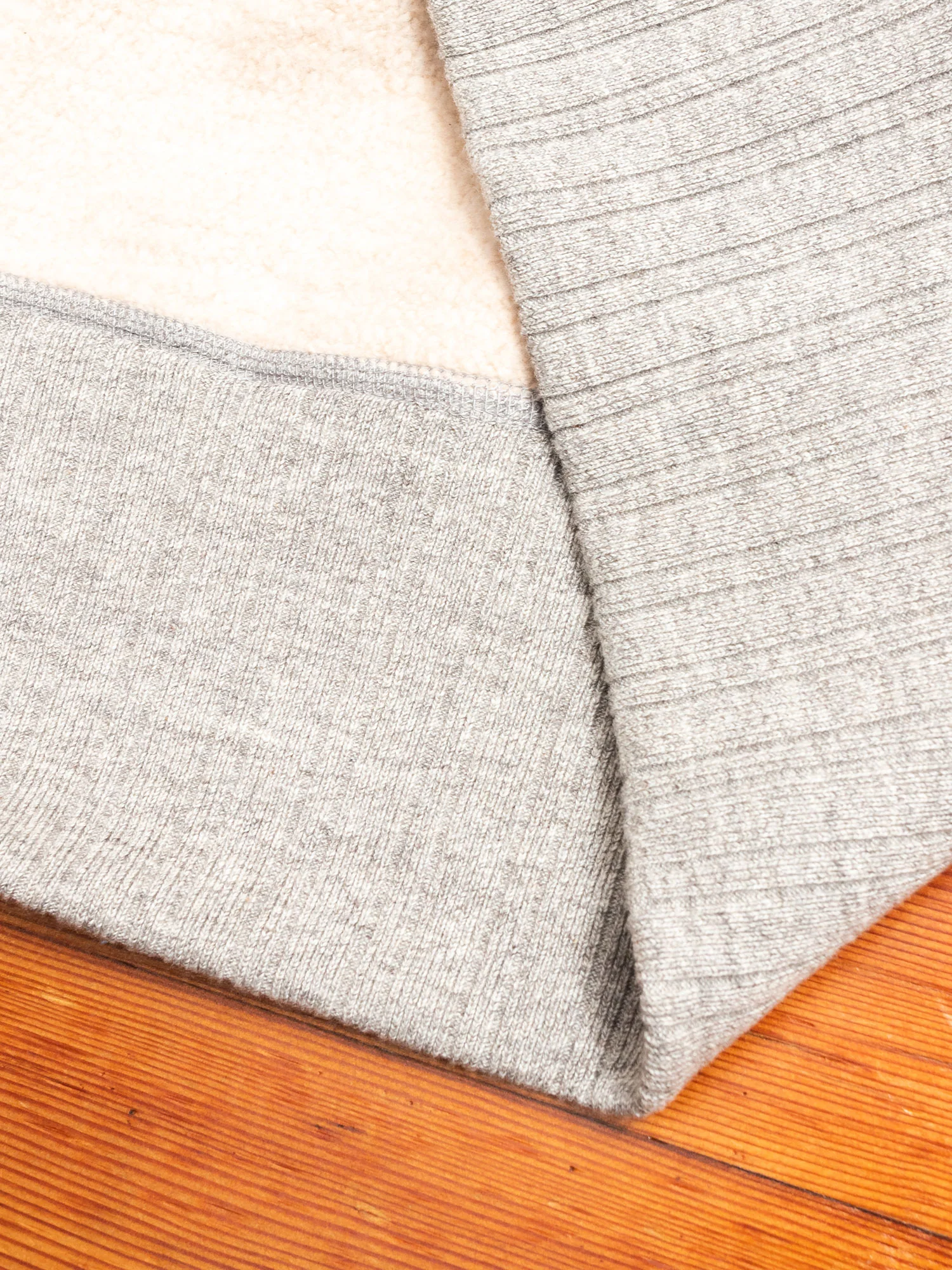 Double V Loopwheel Sweatshirt in Heather Grey - Image 4