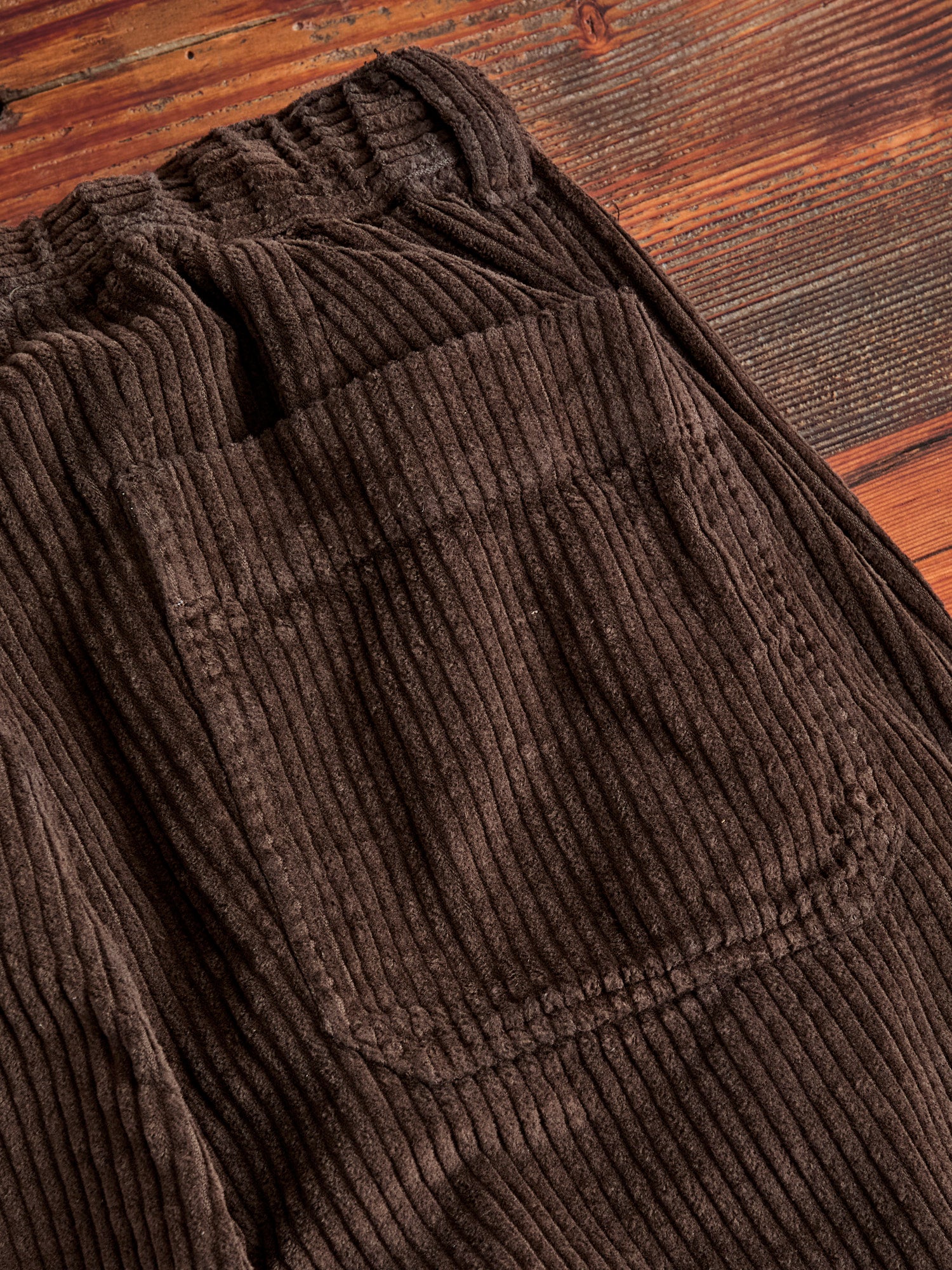 Doune Corduroy Pants in Peat Jumbo Cord - Image 6