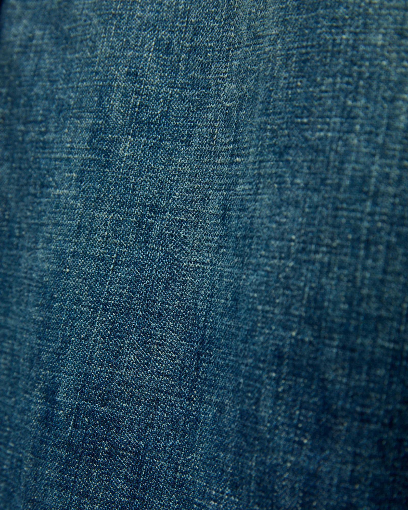 Earl Selvedge Denim Shirt in Dark Washed Indigo - Image 7