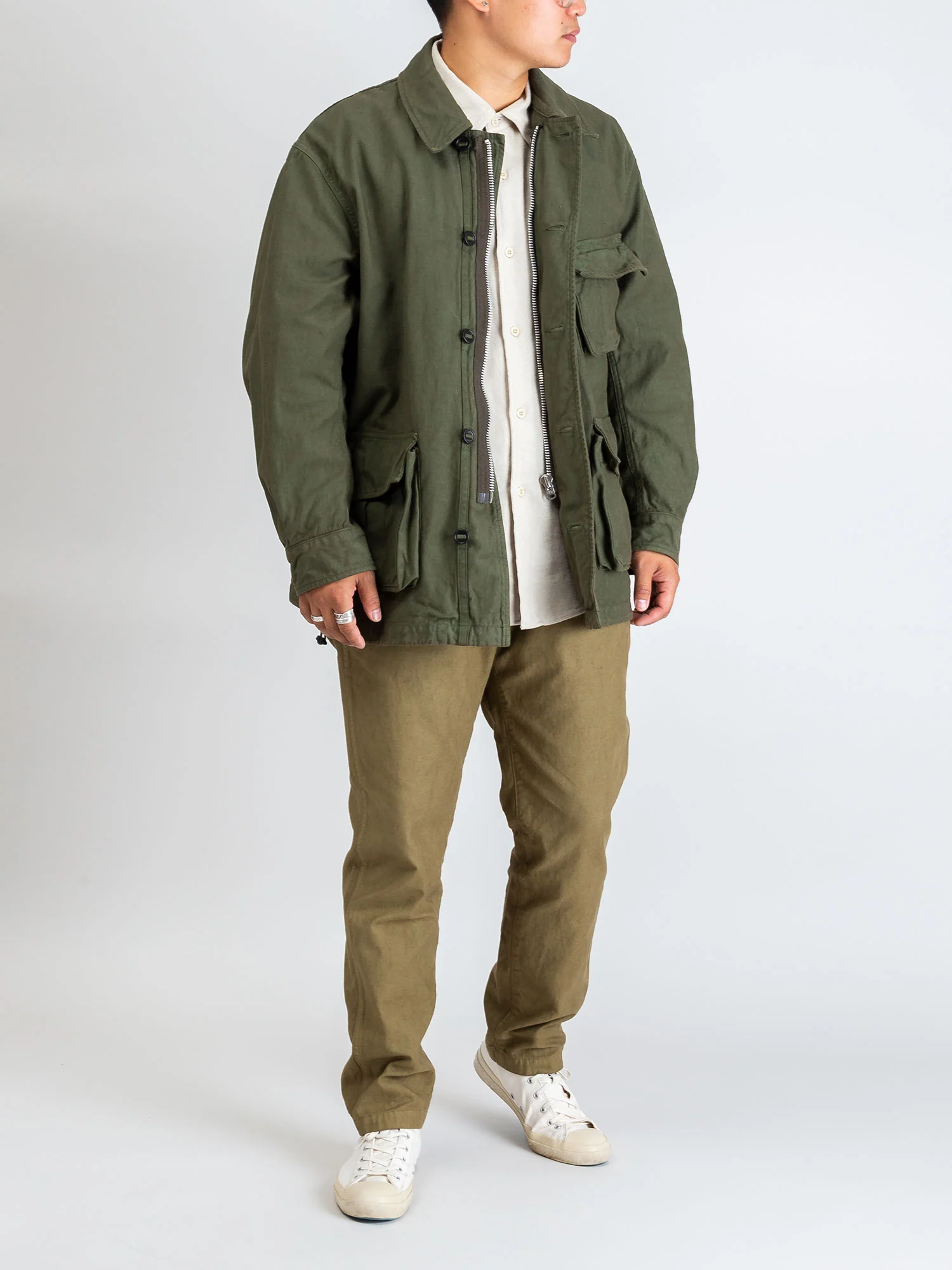 Easy Pants in Beige - Image 10