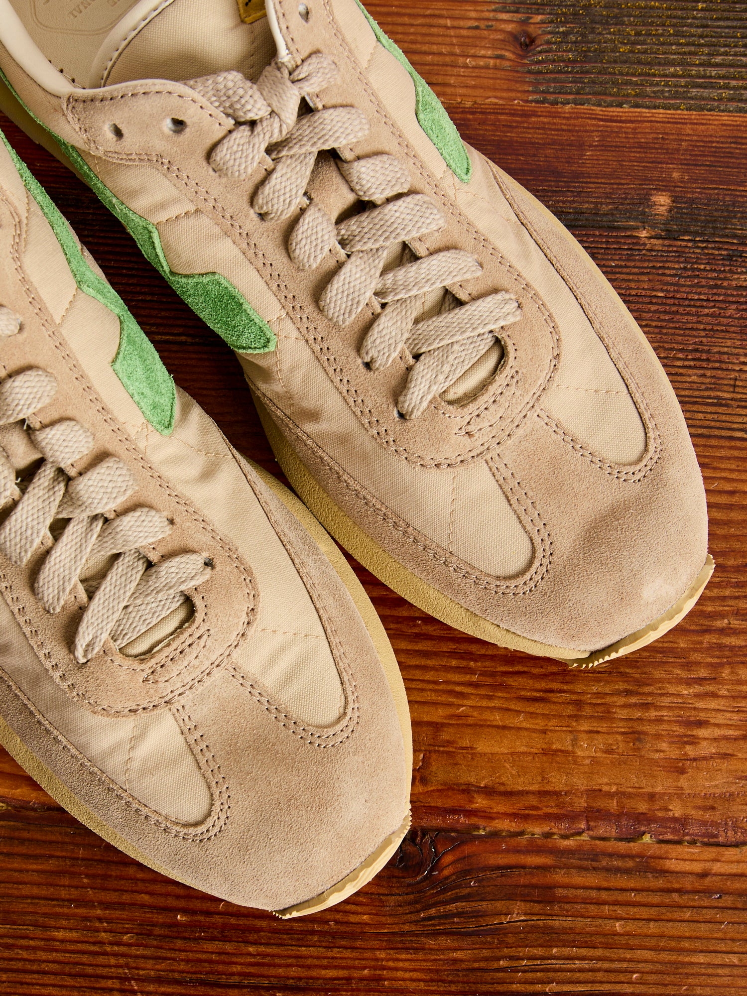 FKT Runner in Grey Beige - Image 3