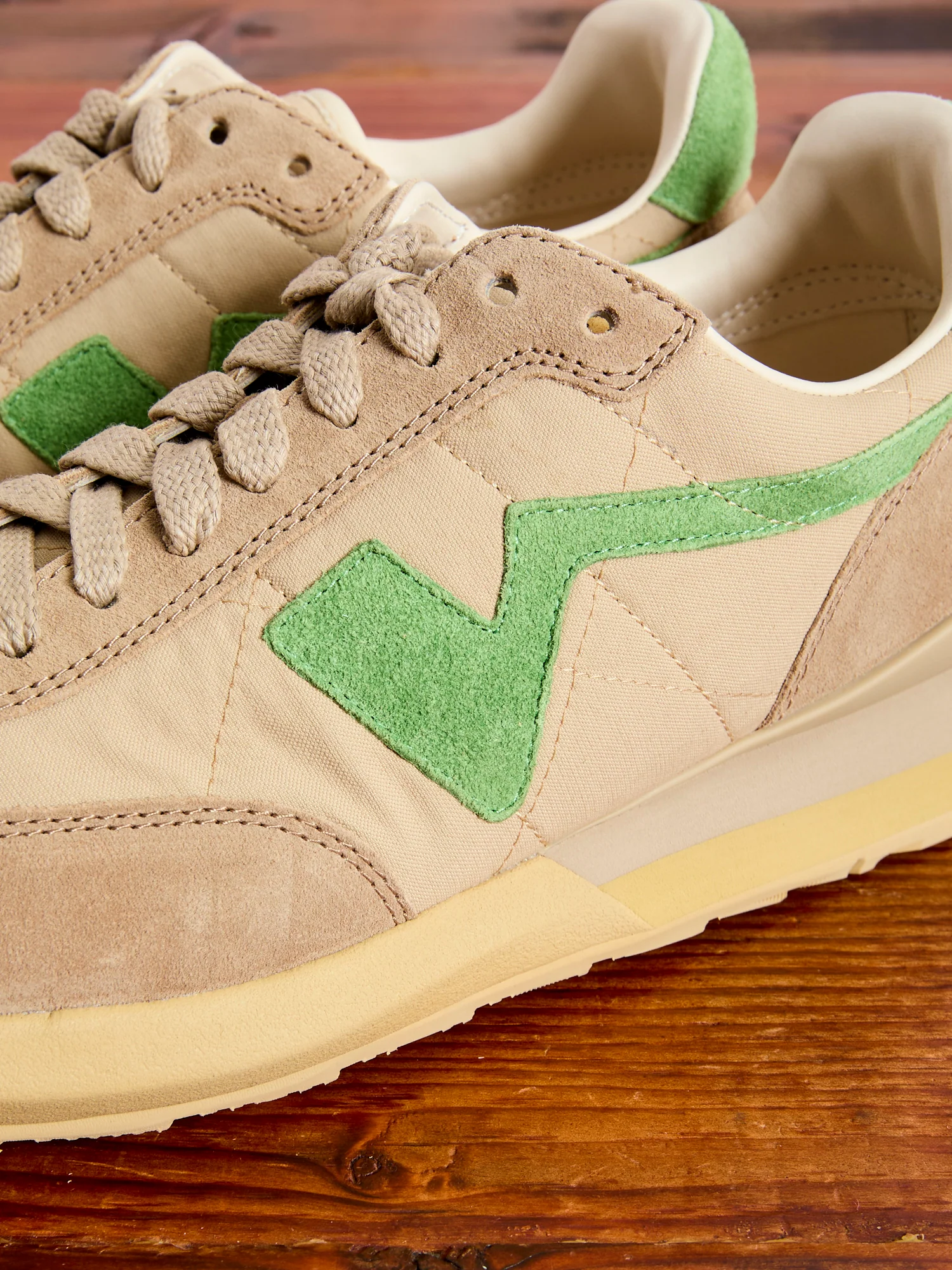 FKT Runner in Grey Beige - Image 4