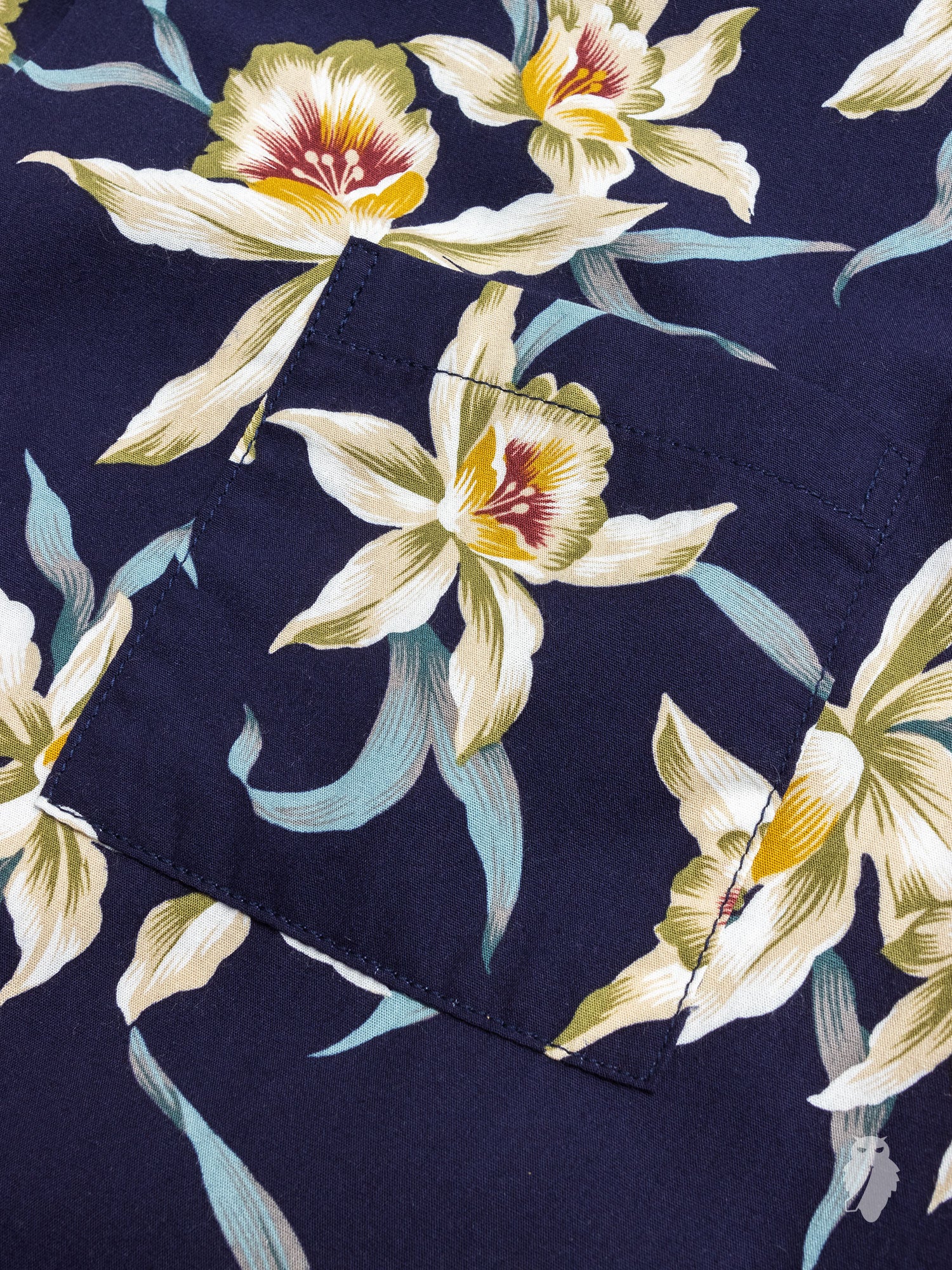 Floral Hawaiian Shirt in Navy - Image 4