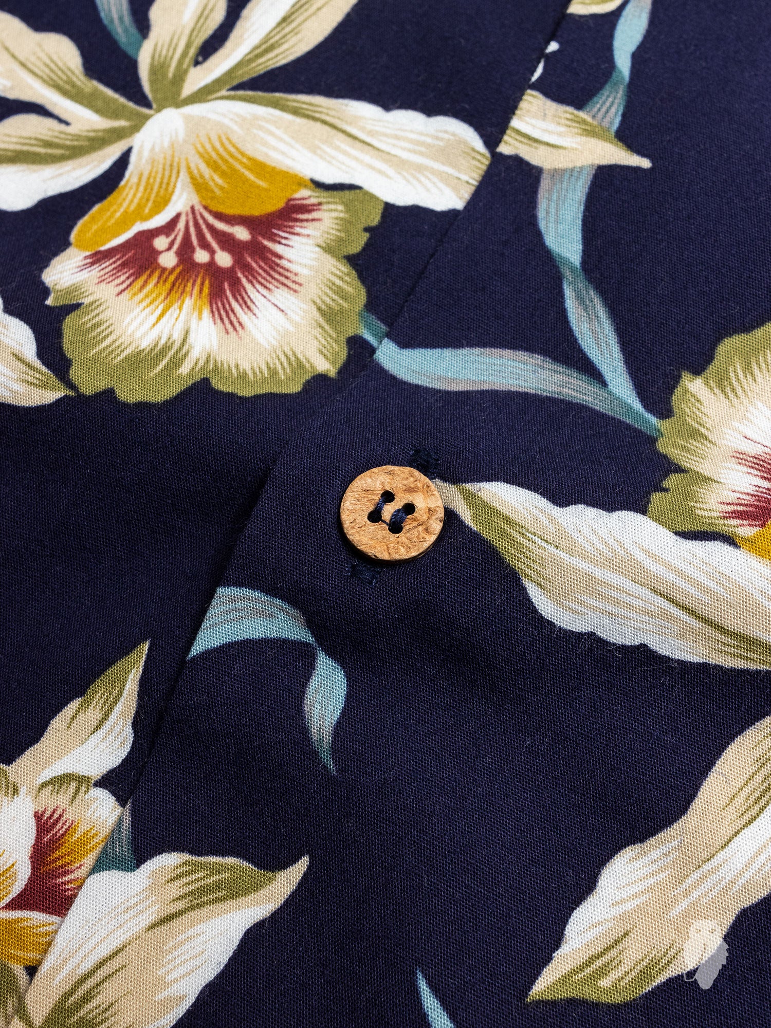 Floral Hawaiian Shirt in Navy - Image 5