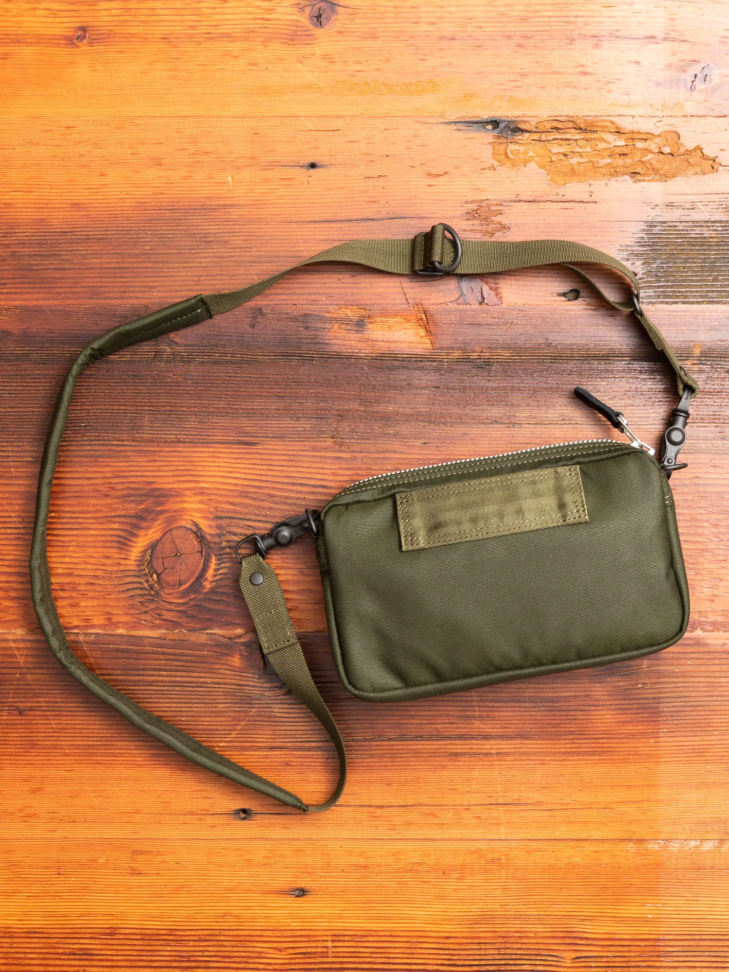"Flying Ace" Shoulder Bag (S) in Olive Drab - Image 14