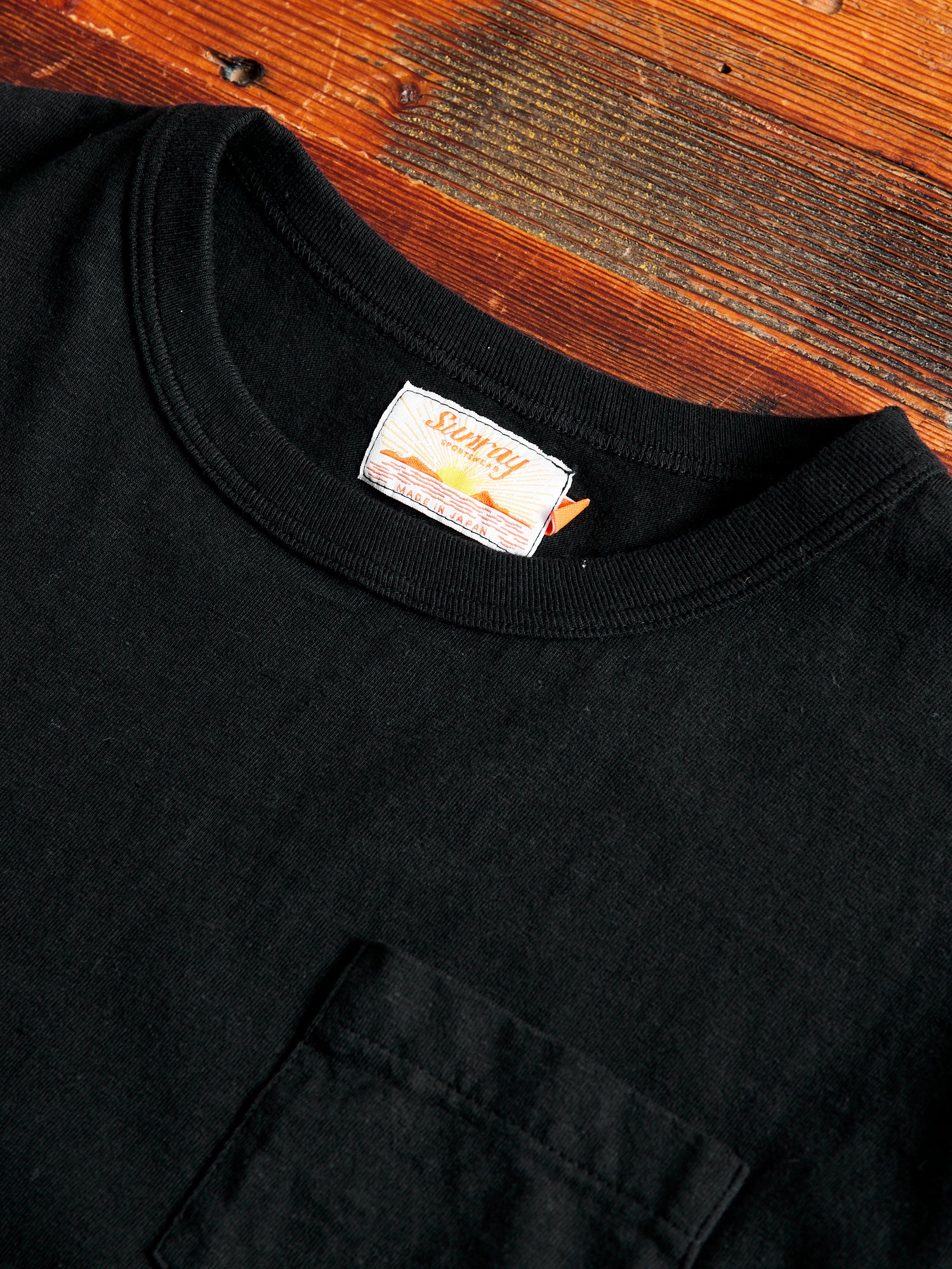 Hanalei Short Sleeve T-Shirt in Anthracite - Image 4