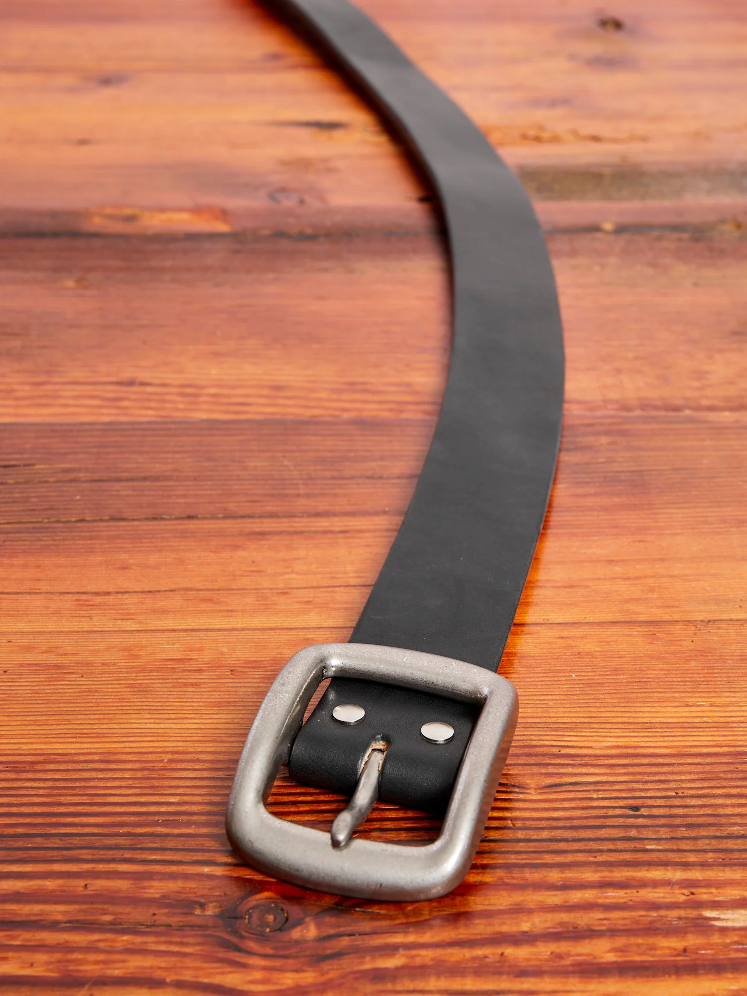 Heavyweight Curved Belt in Black - Image 6