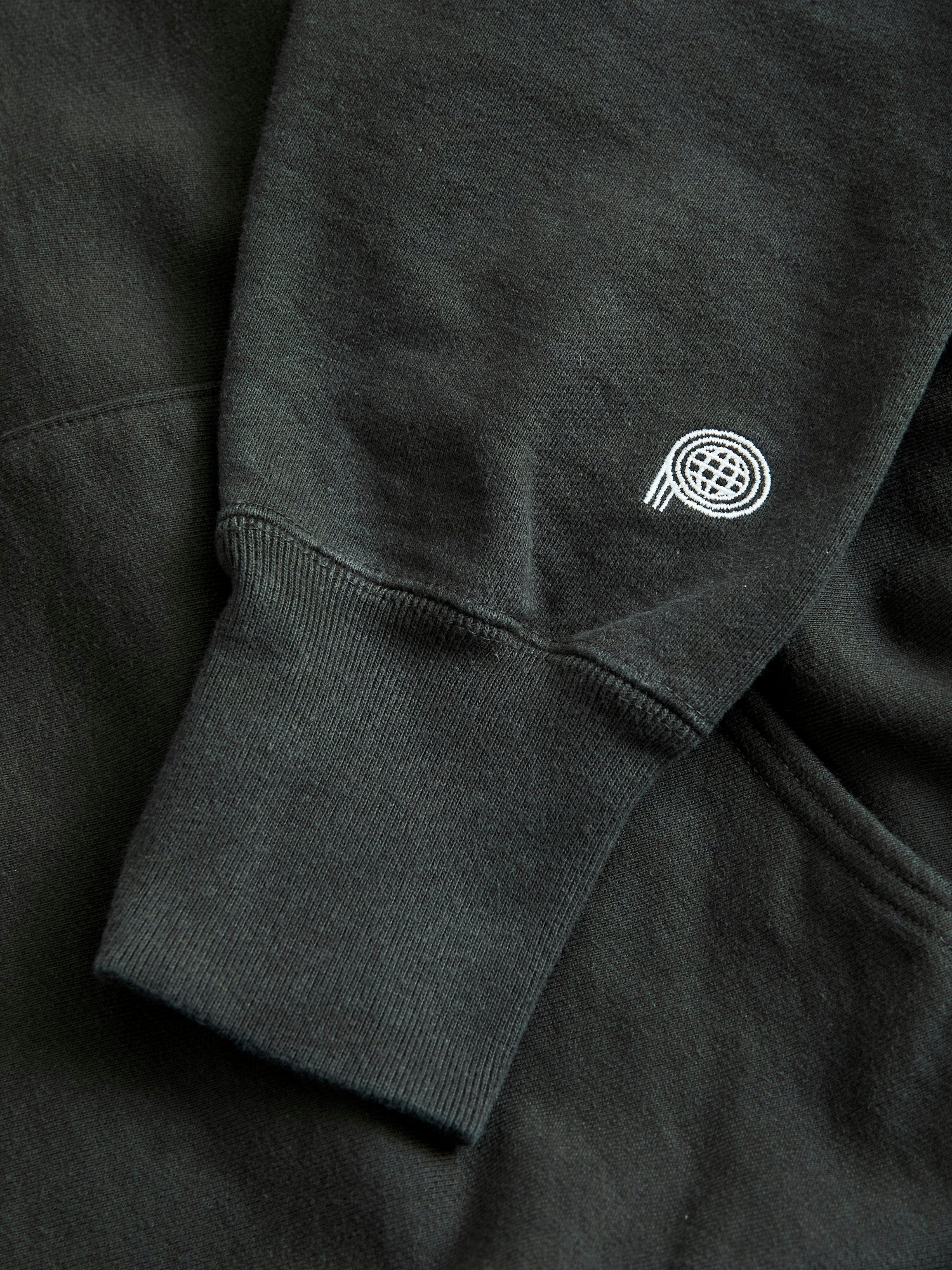 Reverse Weave Heavyweight Pullover Hoodie in Black - Image 6