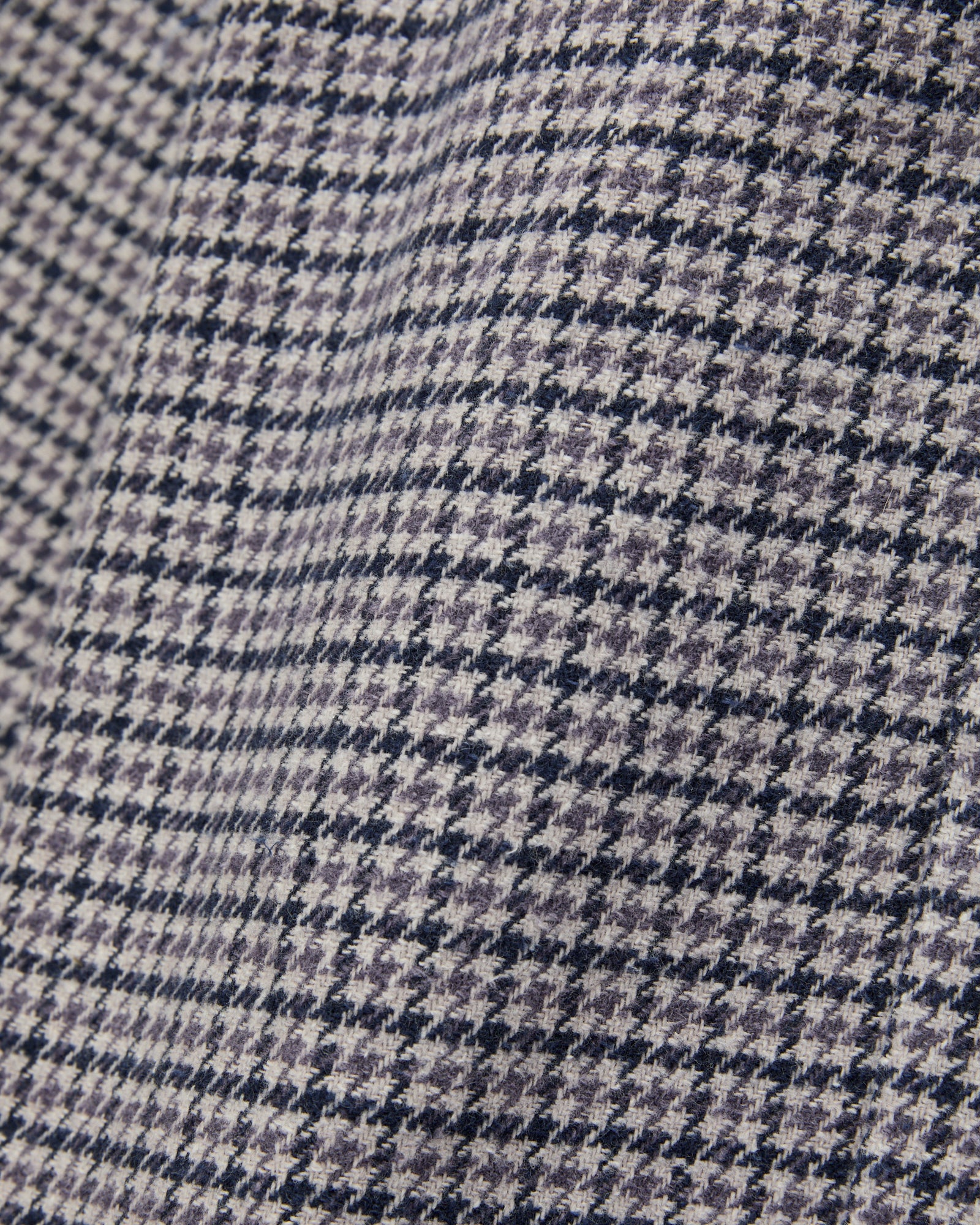 Houndstooth Check Camp Shirt in Lavender - Image 2