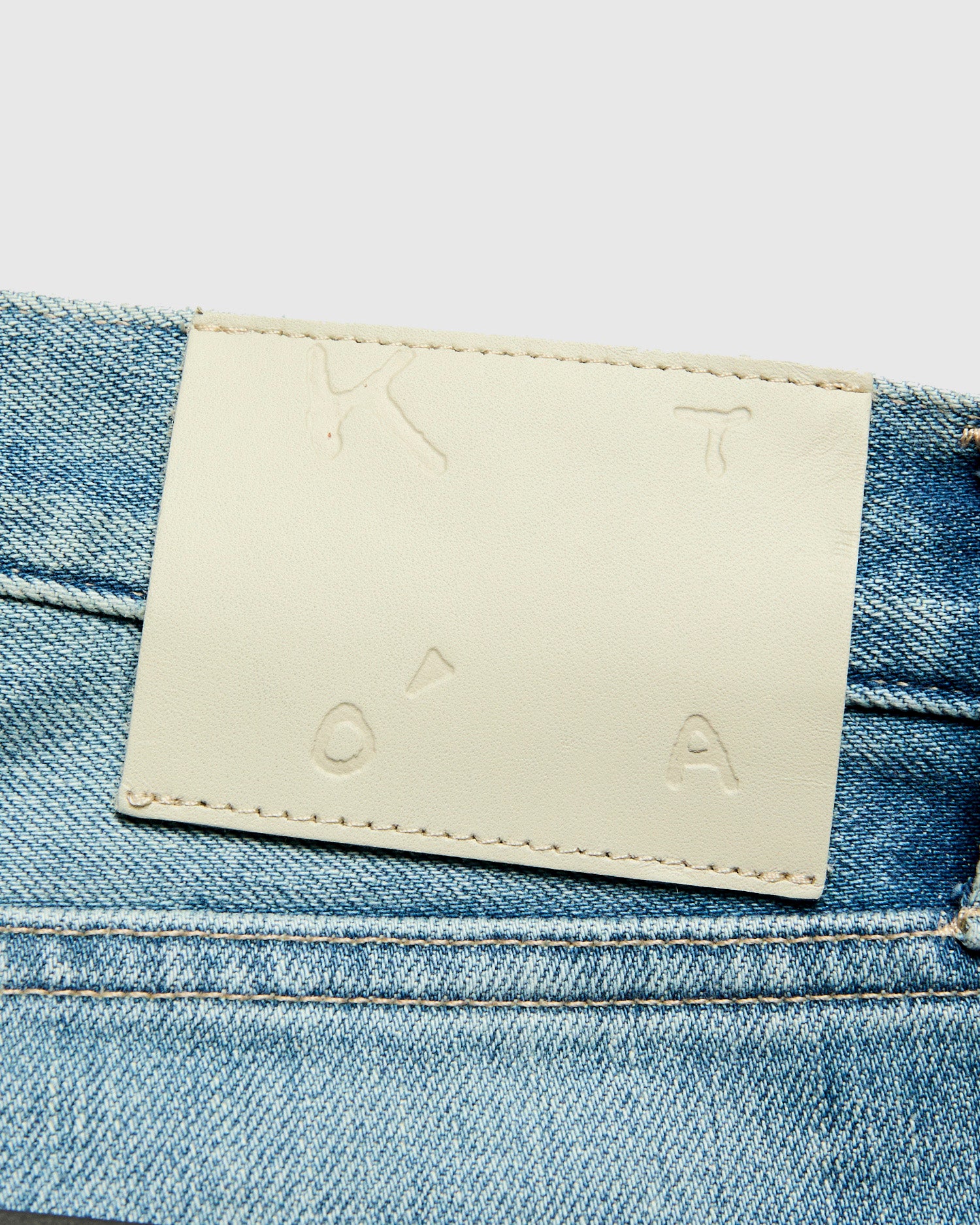 "Julian" 14oz Washed Indigo Stretch Selvedge Denim - Hammer Straight - Image 4