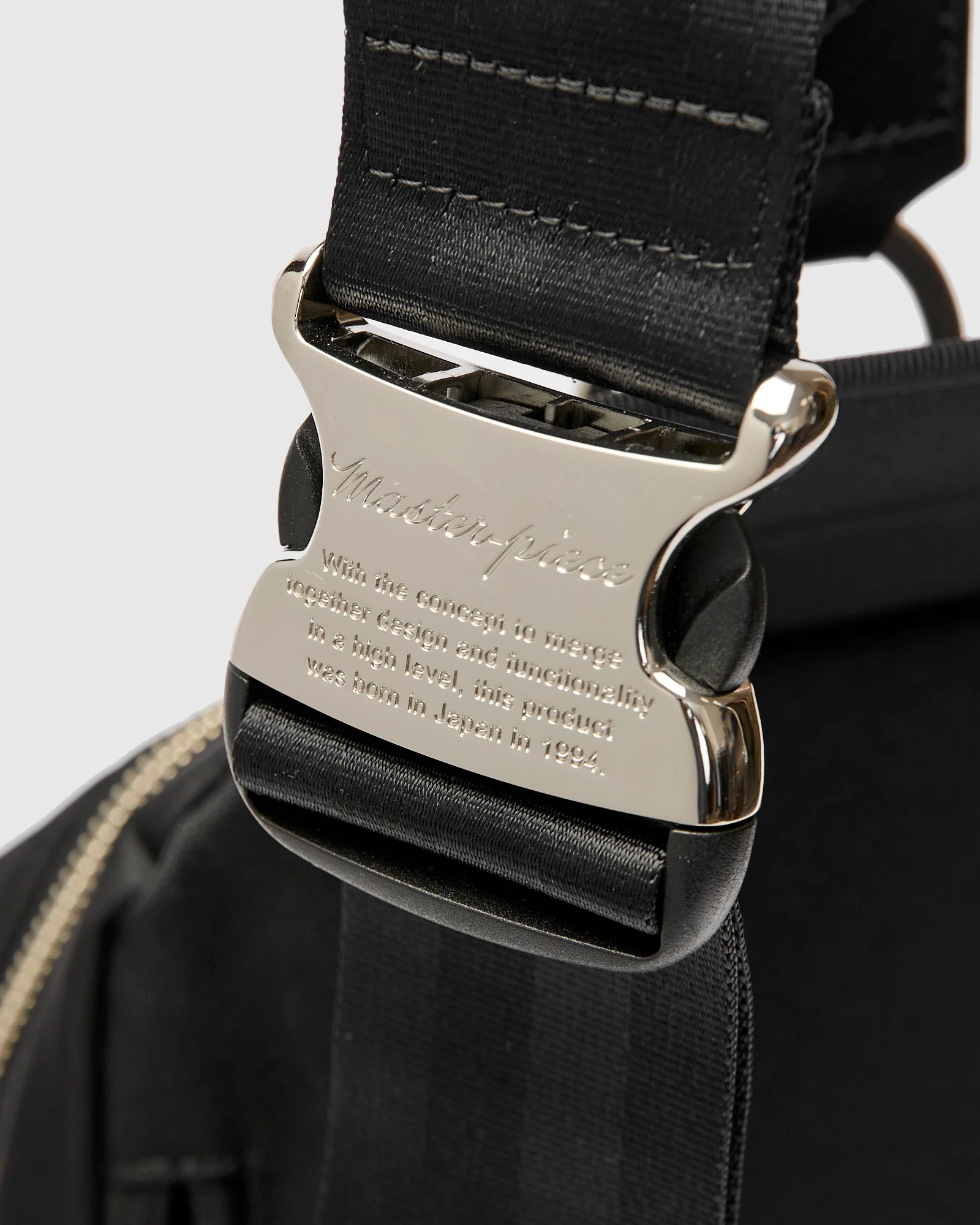 Lightning Shoulder Bag in Black - Image 6