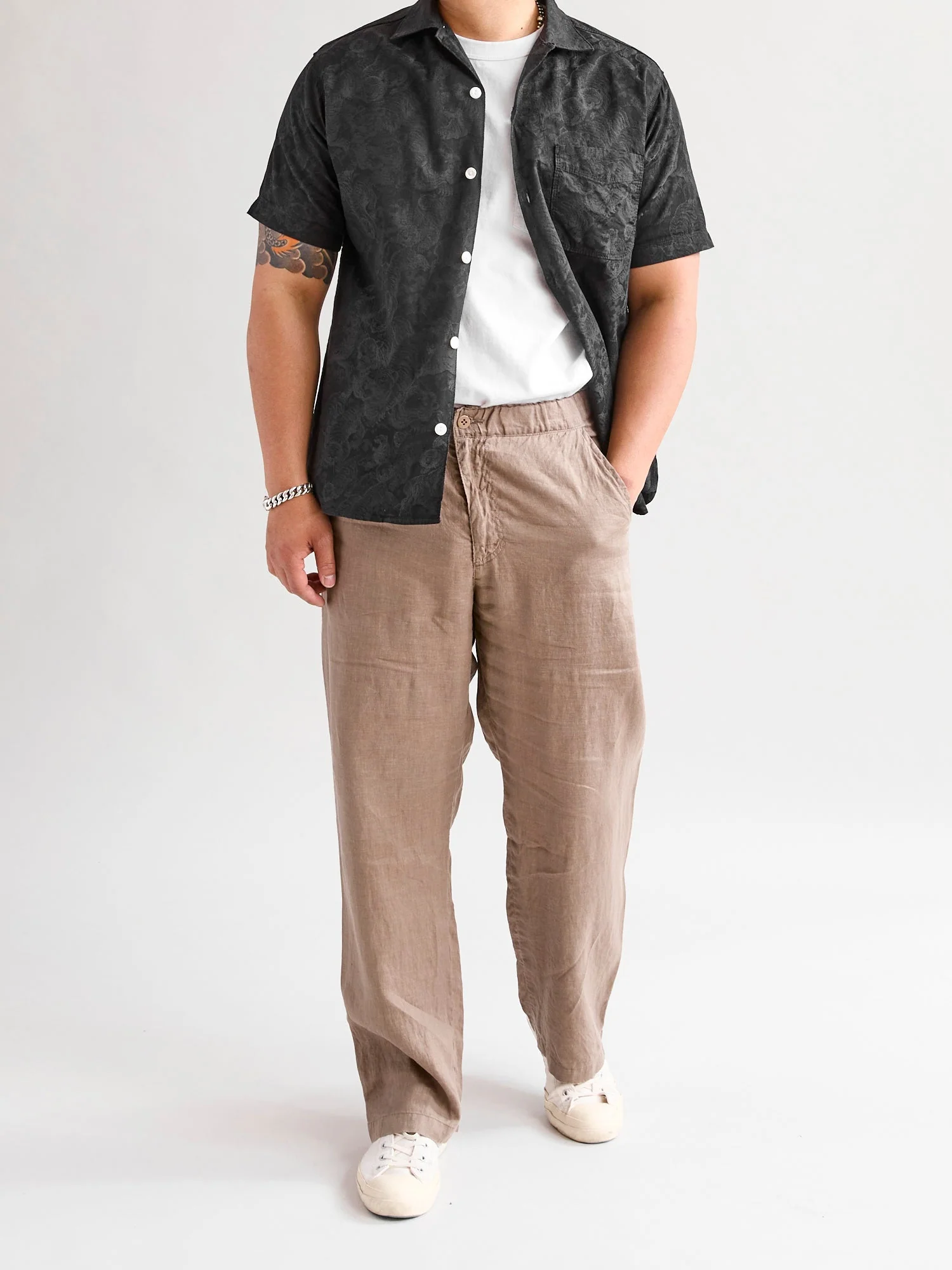 Linen Easy Pants in Chocolate - Image 11