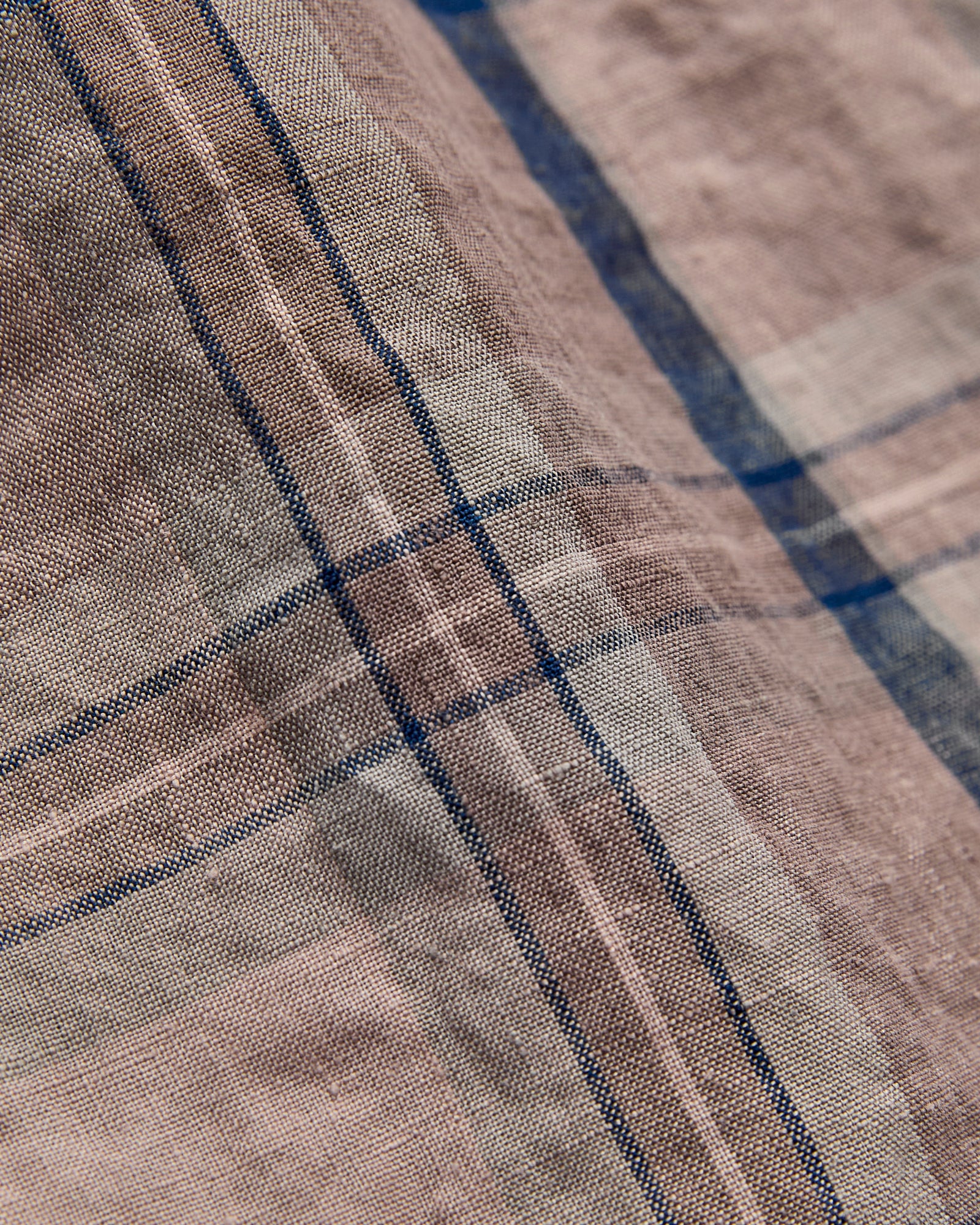 Linen Vacation Shirt in Beige - Image 7