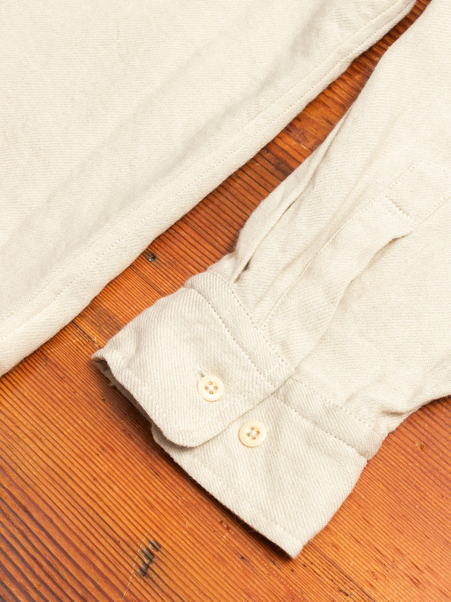 Linen-Wool Work Shirt in Off White - Image 6