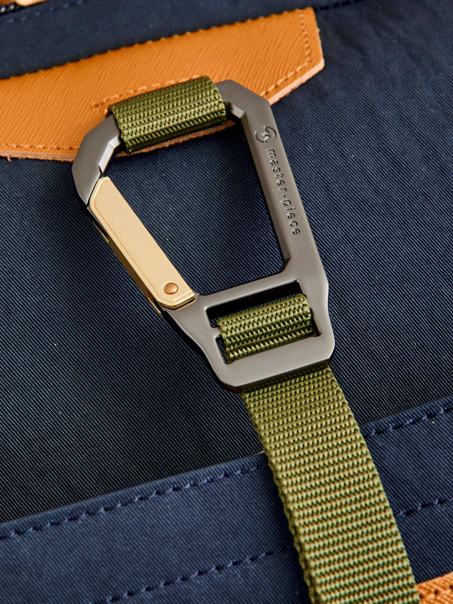Link Backpack v2 in Navy - Image 8