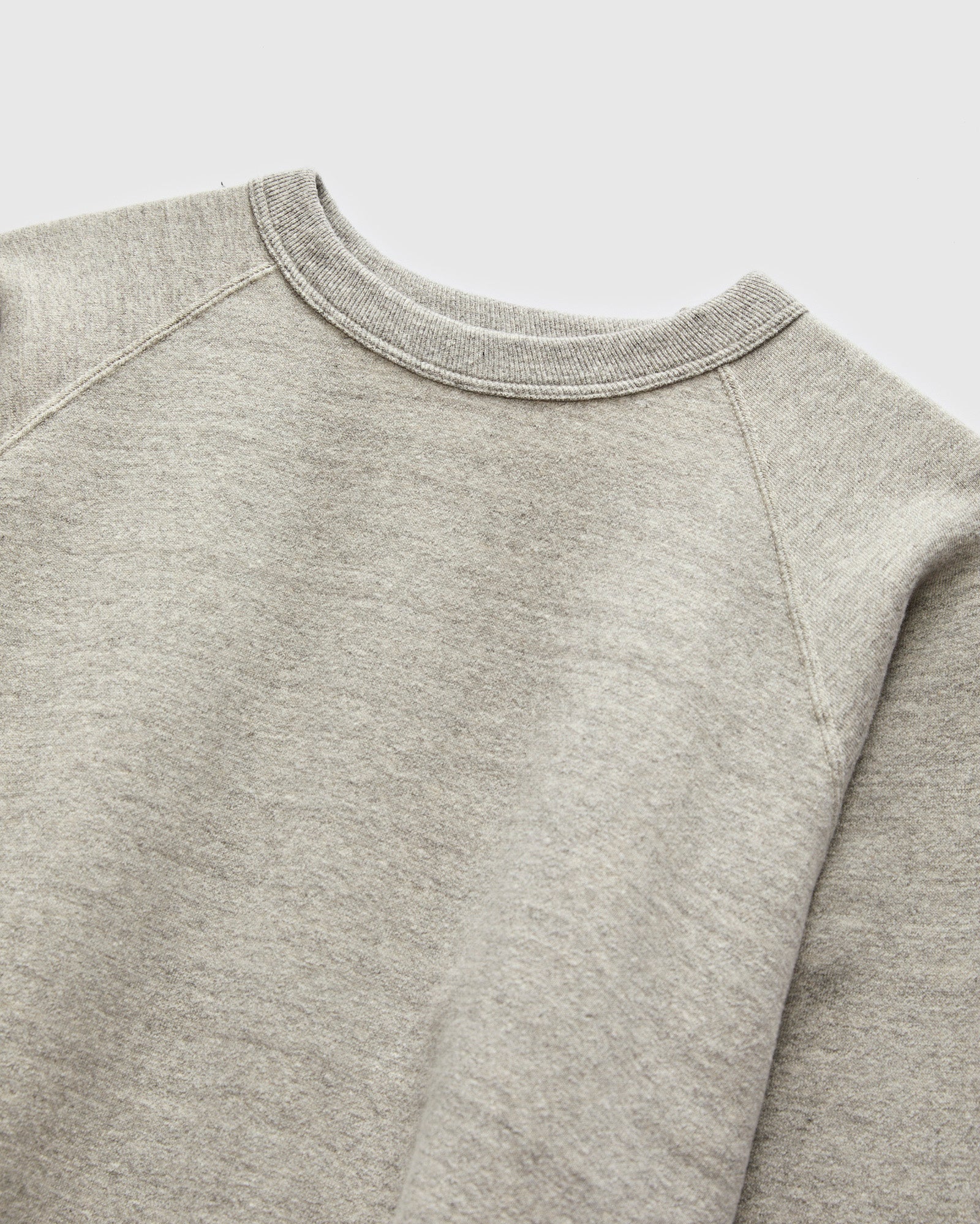 Tsuriami Raglan Sleeve Sweatshirt in Heather Grey - Image 4