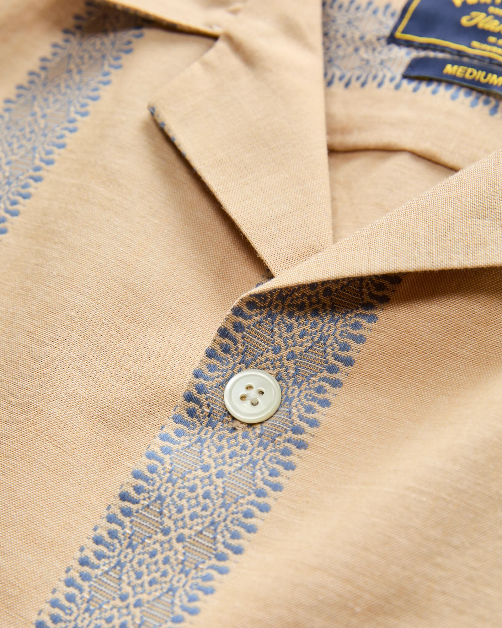 Lousada Shirt in Cream - Image 5