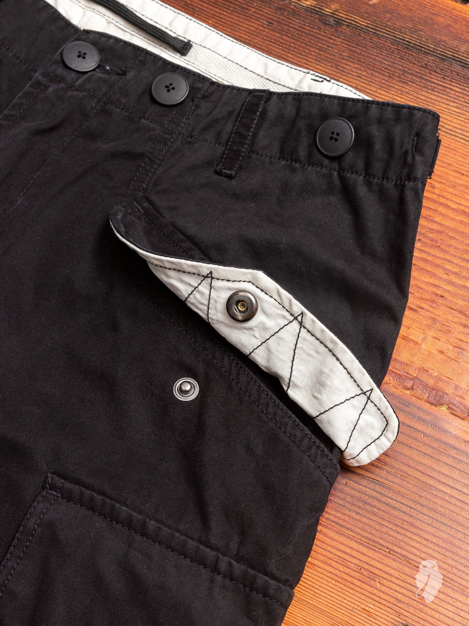 M52 Mutated Cargo Pants in Black - Image 4